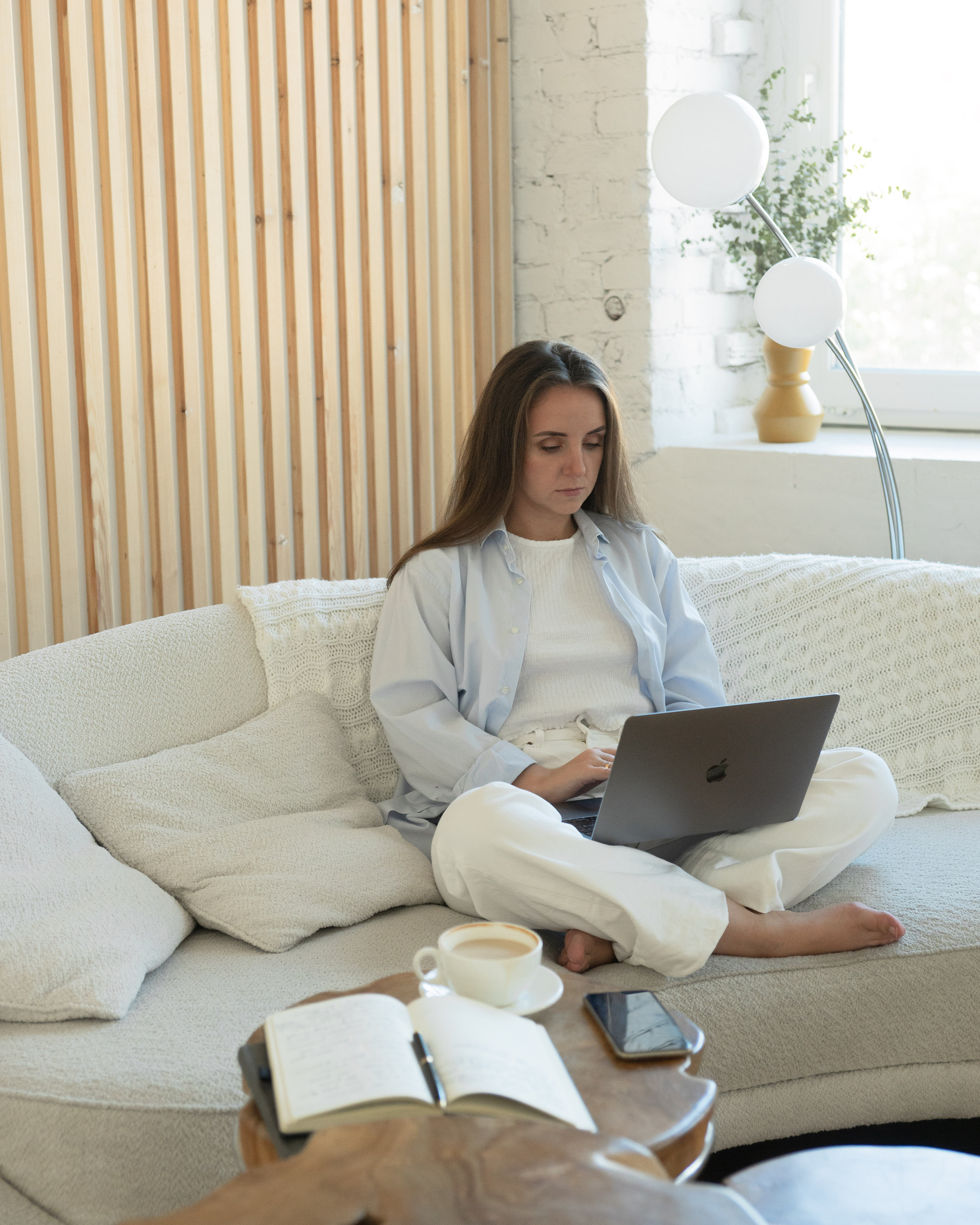 Яна (Создатель агенства копирайтинга). Бренд и контентные фотосессии, портреты и лавстори в Санкт-Петербурге