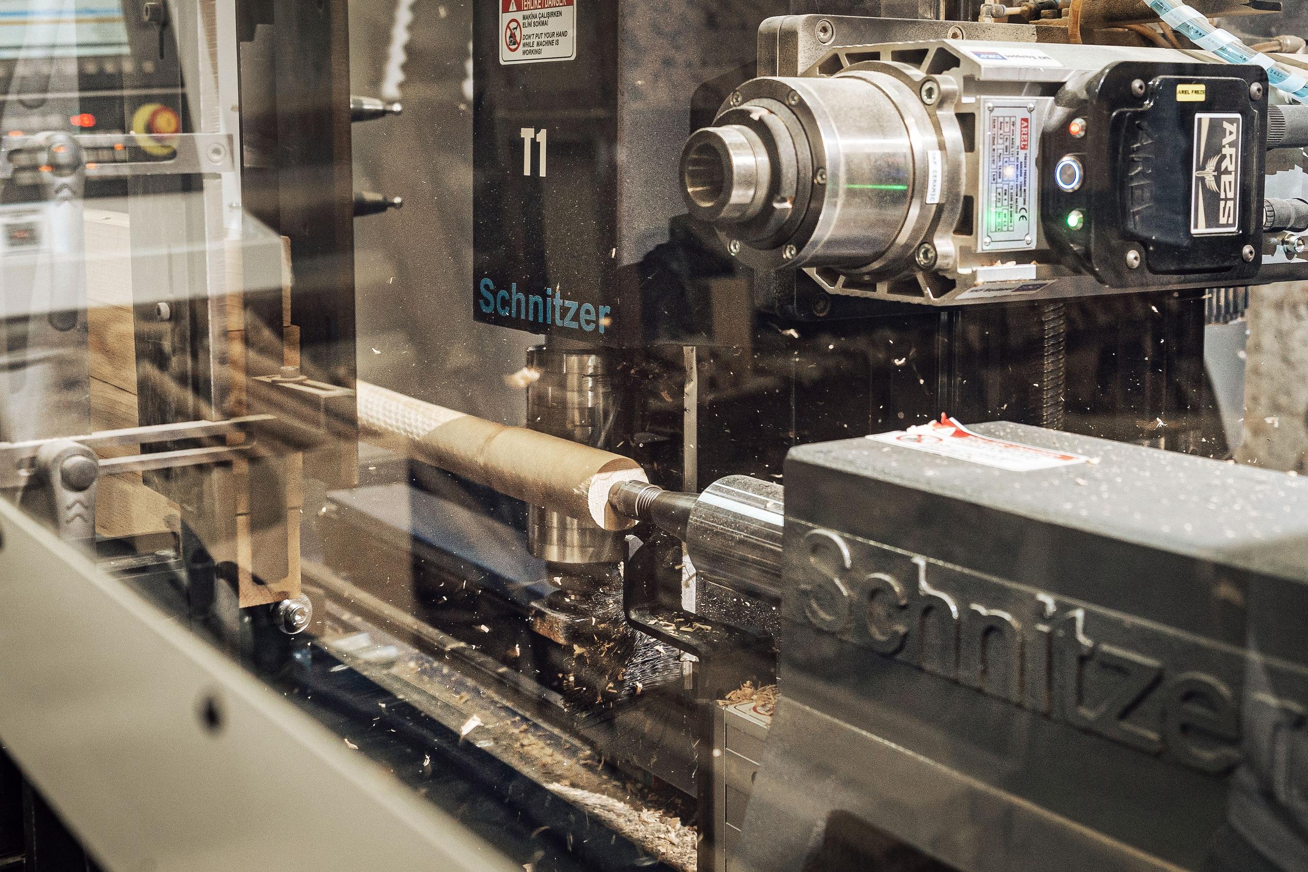 Изготовление фигурных ножек для столов и стульев га станке ЧПУ