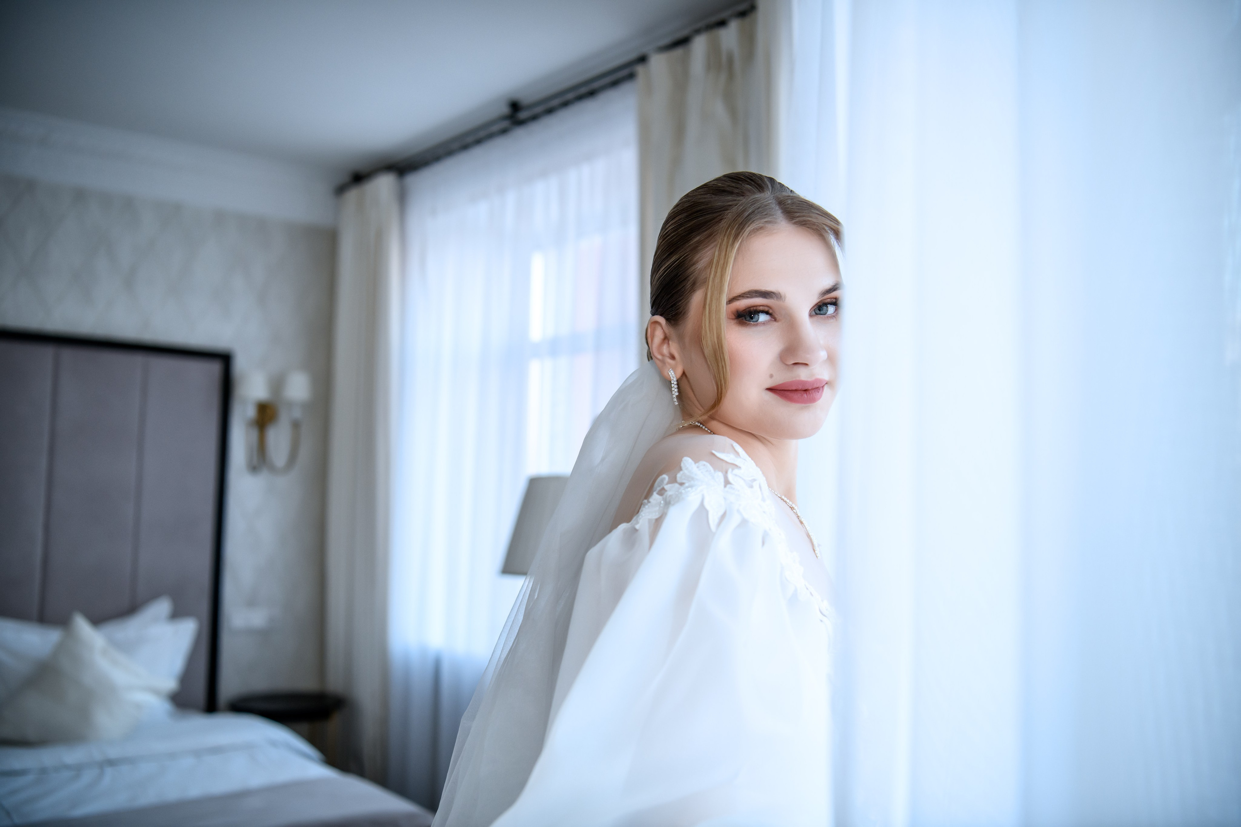 alt="Свадебная фотосессия в Барнауле"