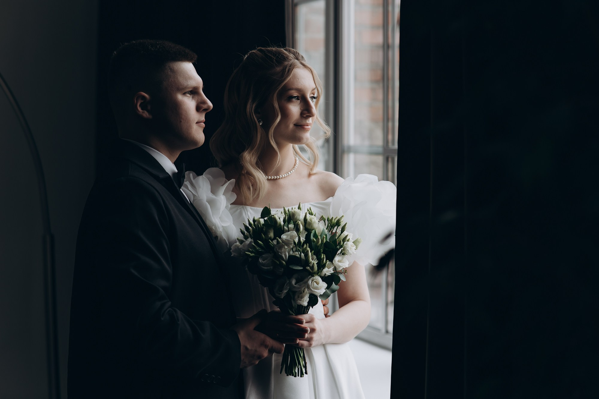 Свадебная фотосессия в студии. Свадебный и репортажный фотограф в Ярославле Евгений Сальников