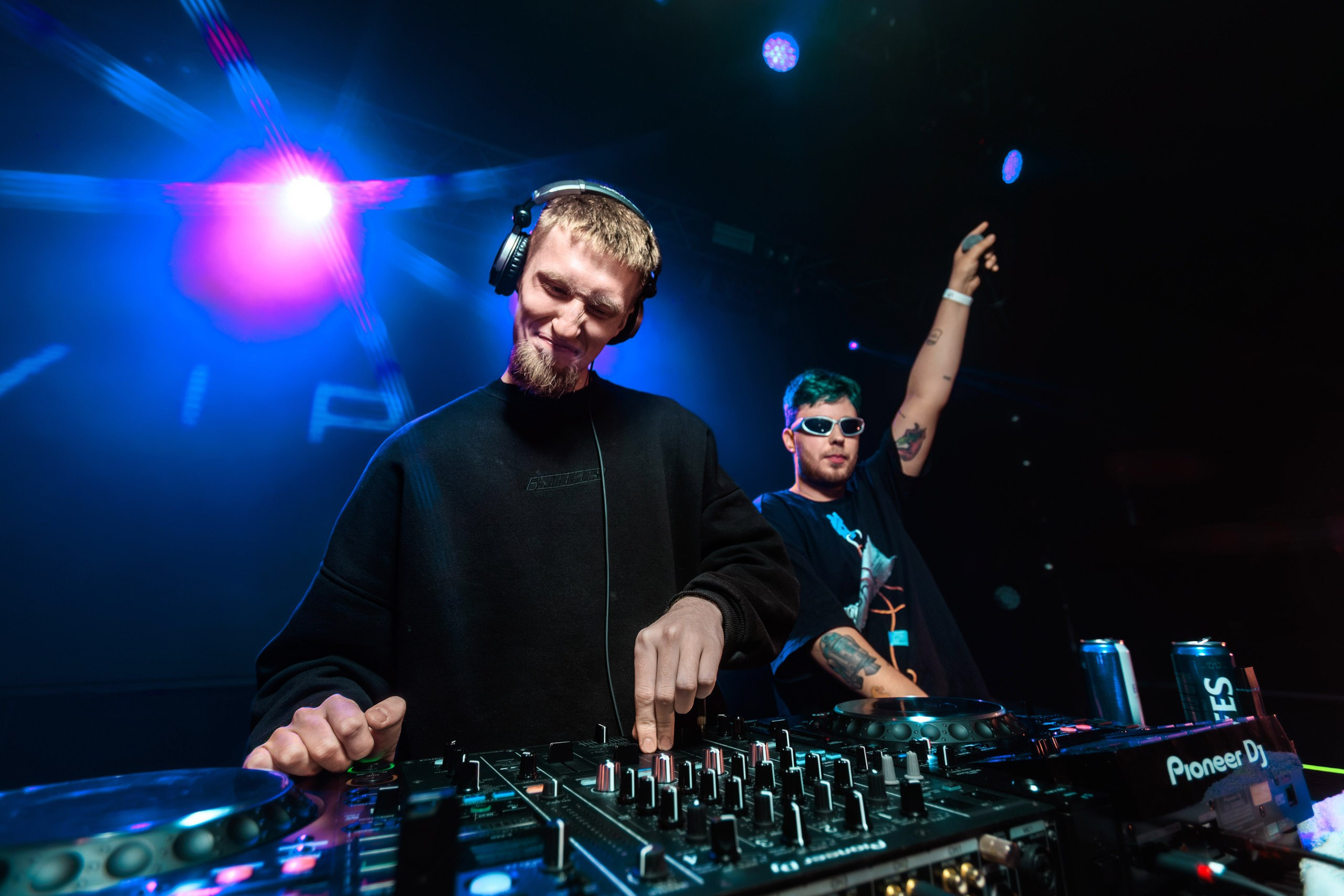 День первокурсника | Свобода. Репортажный фотограф Екатеринбург | Яркий, качественный репортаж | Концерты, клубы, репортаж, праздники, корпоративы