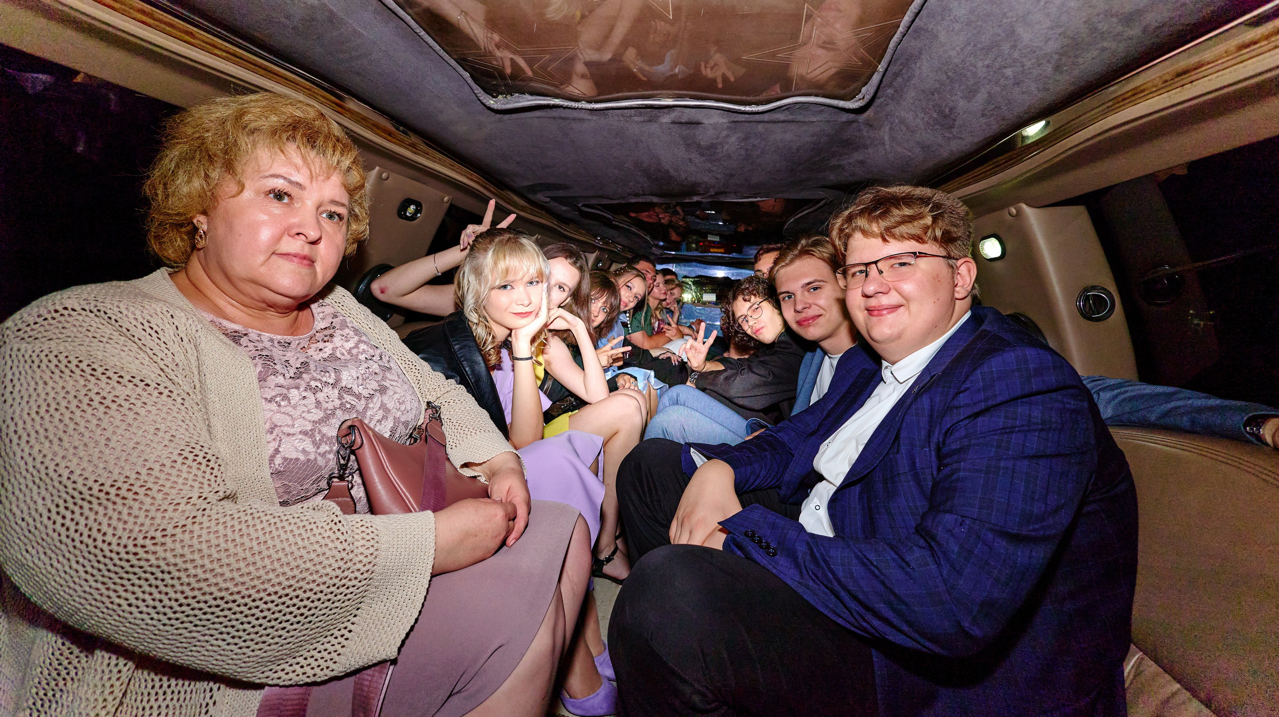 Выпускной 35 Сош. Фотограф Выпускные альбомы Таганрог Сергей Коробченко