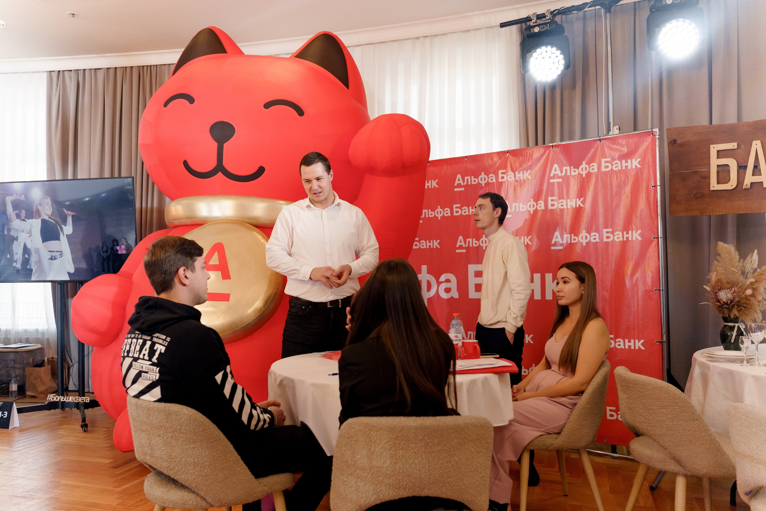 Выставка свадебных специалистов «Свадьба на 1000%». Свадебный фотограф в Санкт-Петербурге