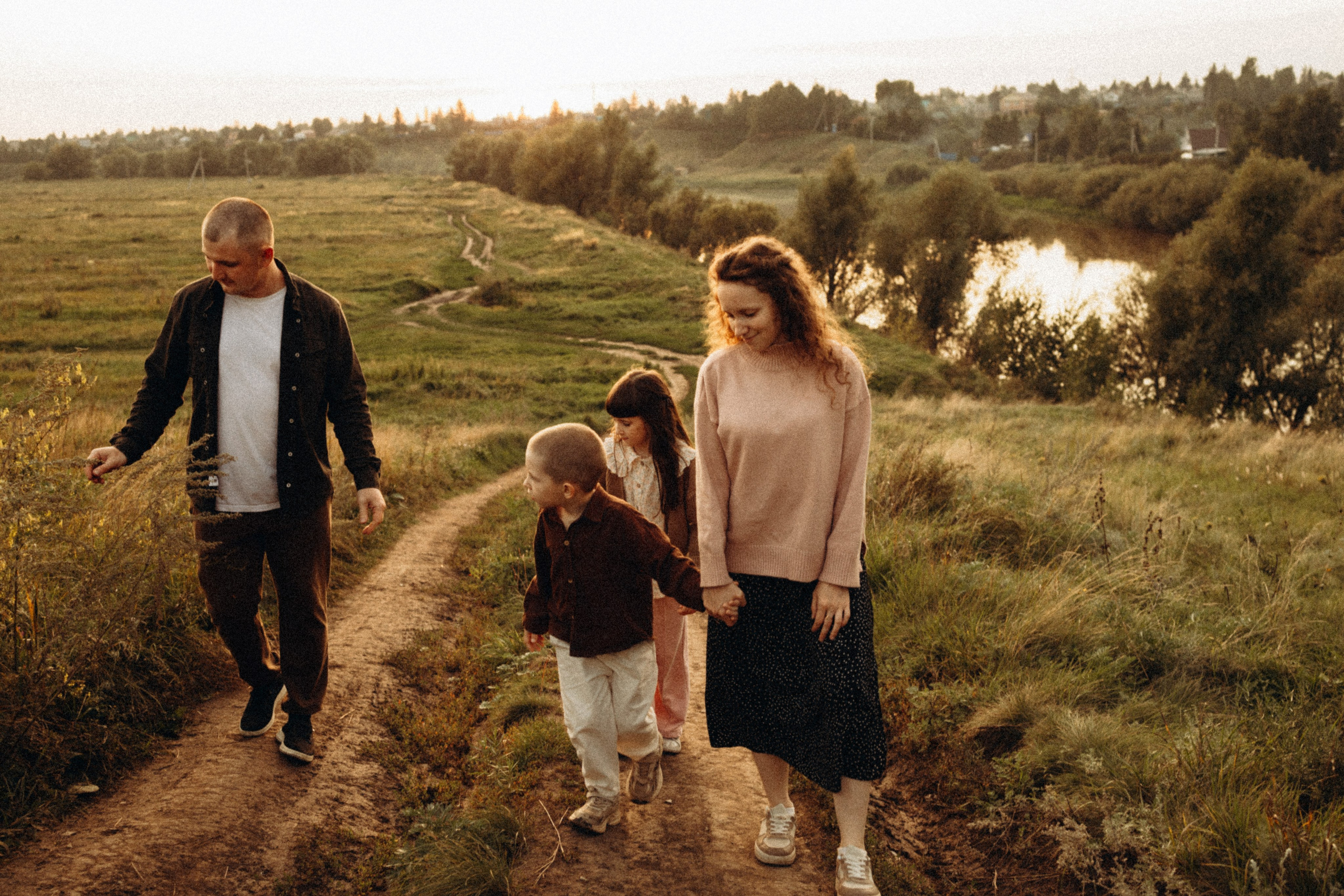 В лучах заката. Lifestyle семейный и детский фотограф в Омске Иванова Екатерина