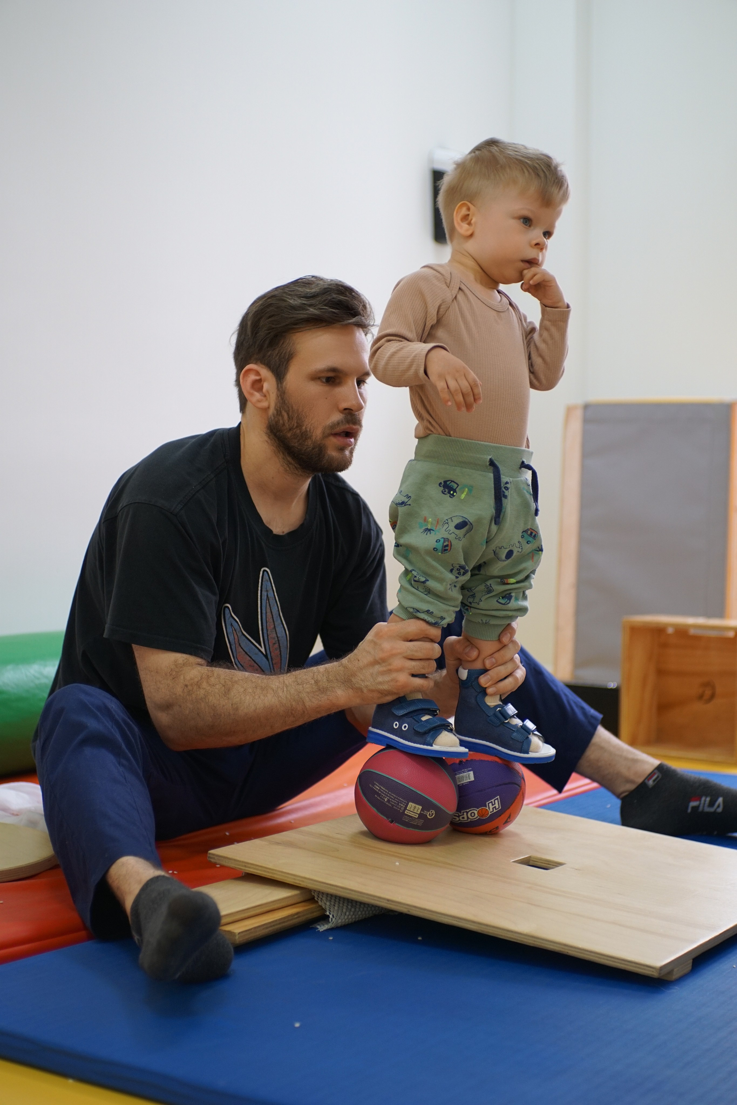 Детский реабилитационный центр. Pomanovskaya.ru / женский фотограф