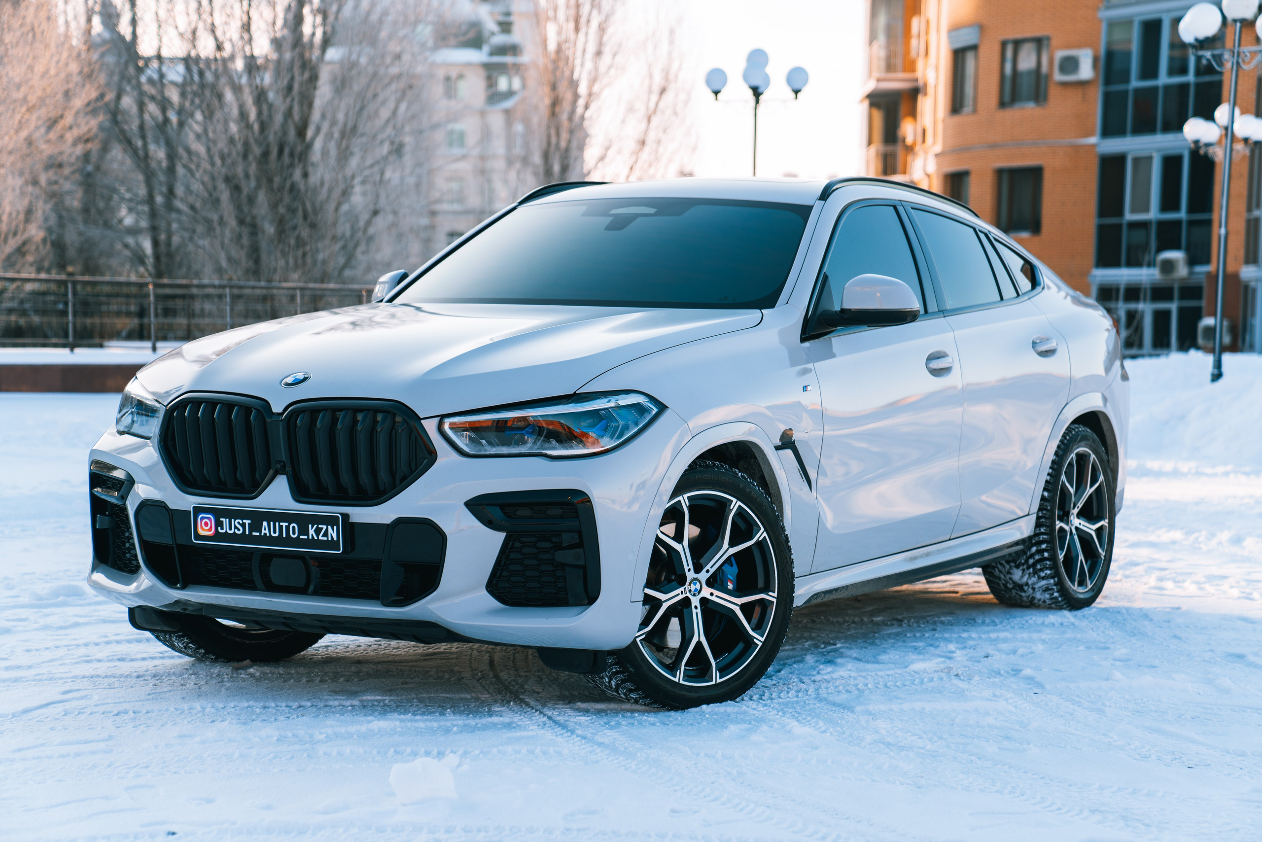 BMW X6 30d X-Drive. Идеальные портреты для соцсетей — Фотограф Ленар