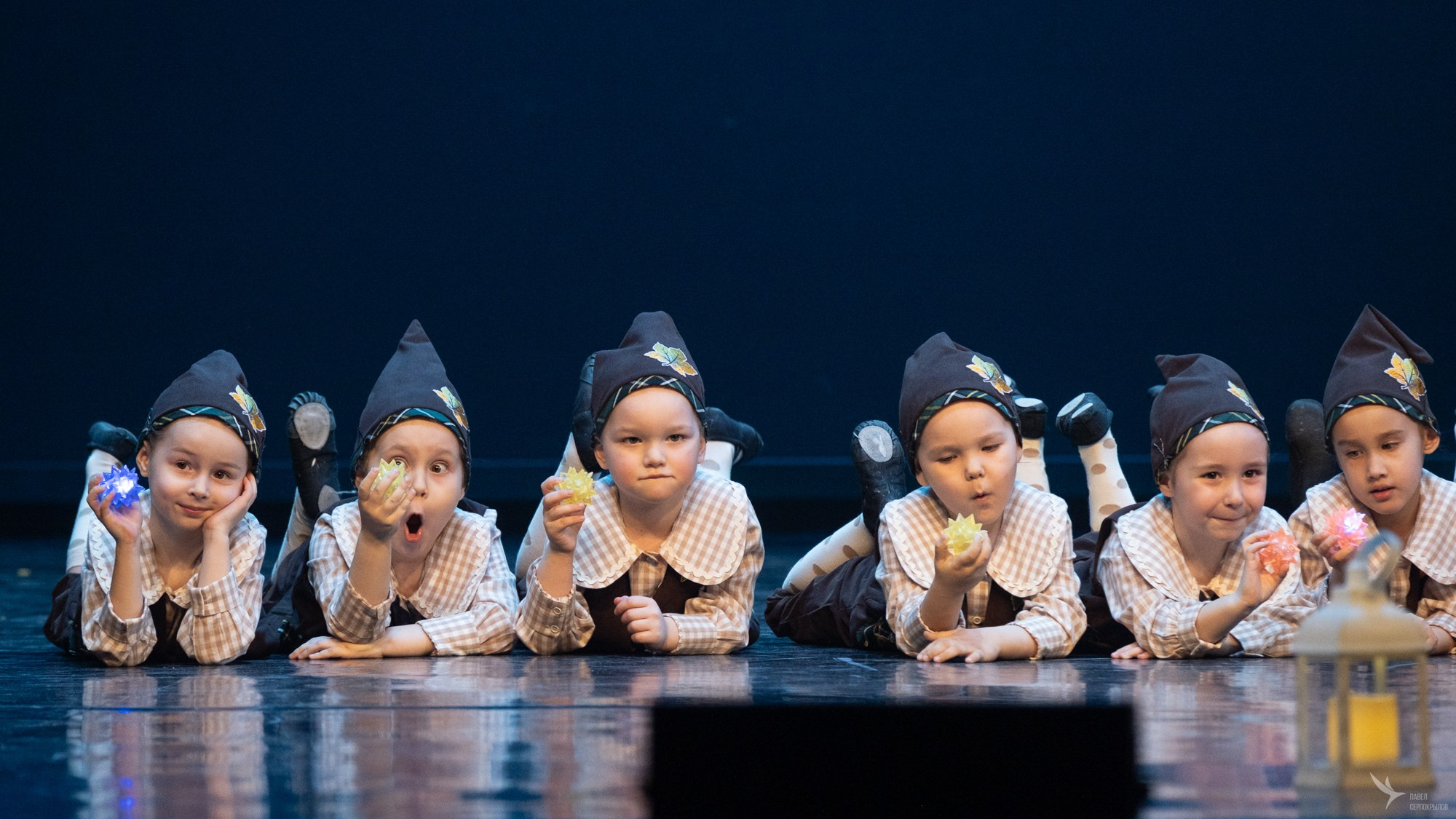 Отчетный концерт студии танца «ШАГ». Репортажный фотограф в Казани Павел Серпокрылов