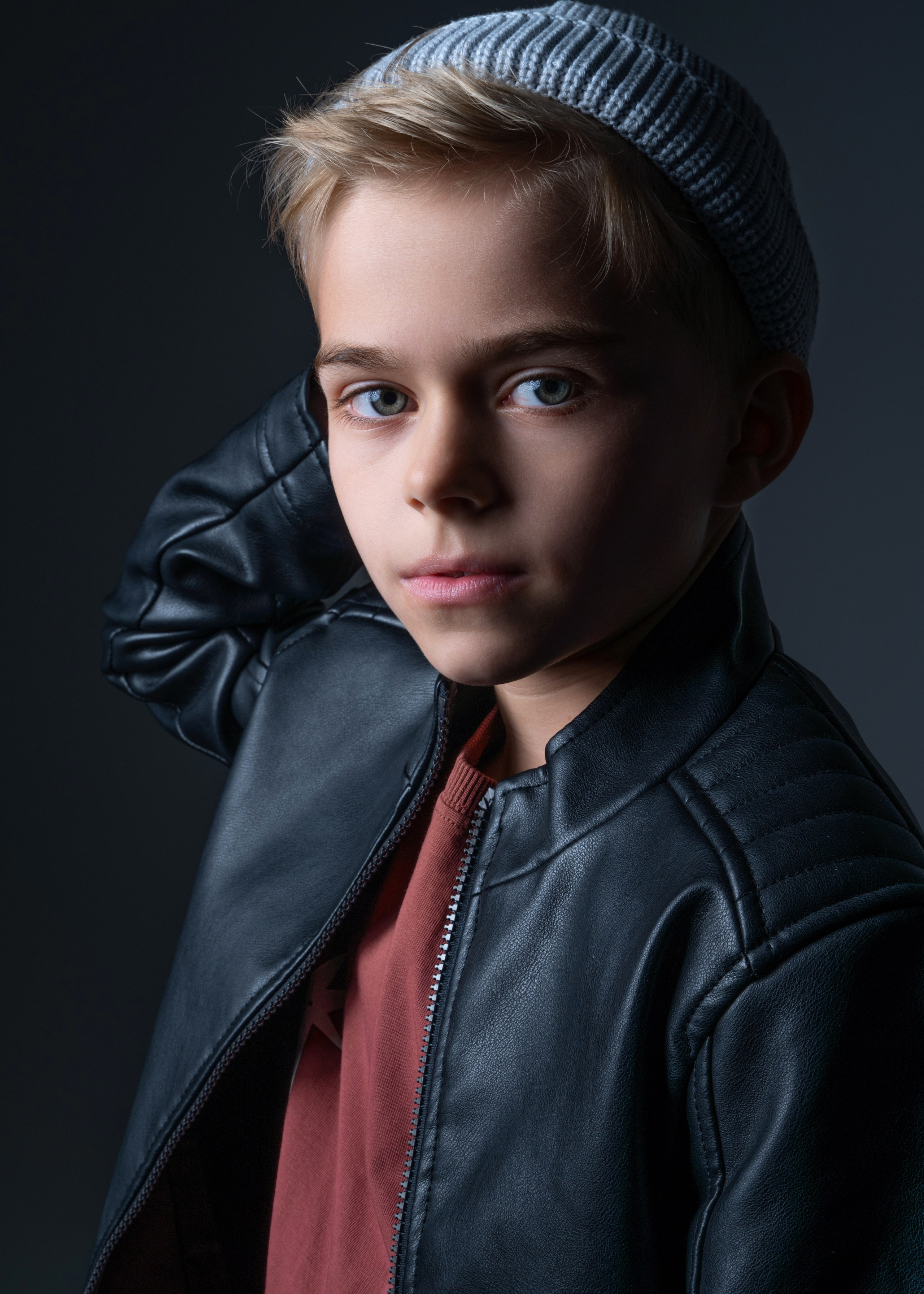 Иван. Фотограф Москва Виктория Вишневская актерское / модельное портфолио