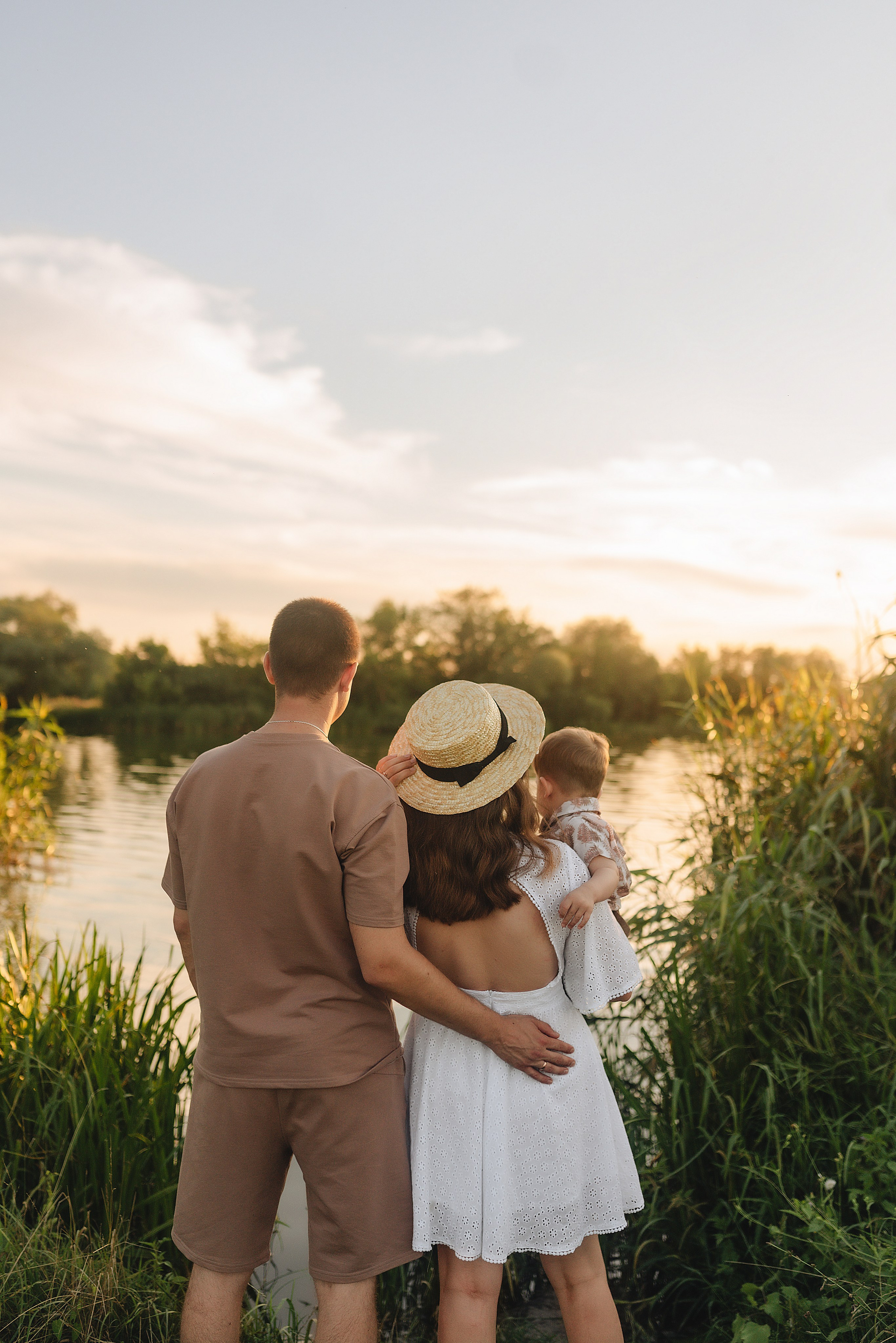 Светлана, Сергей и Женя | Семейная съемка на закате. Фотограф Карина Шмулёва. Воронеж и область