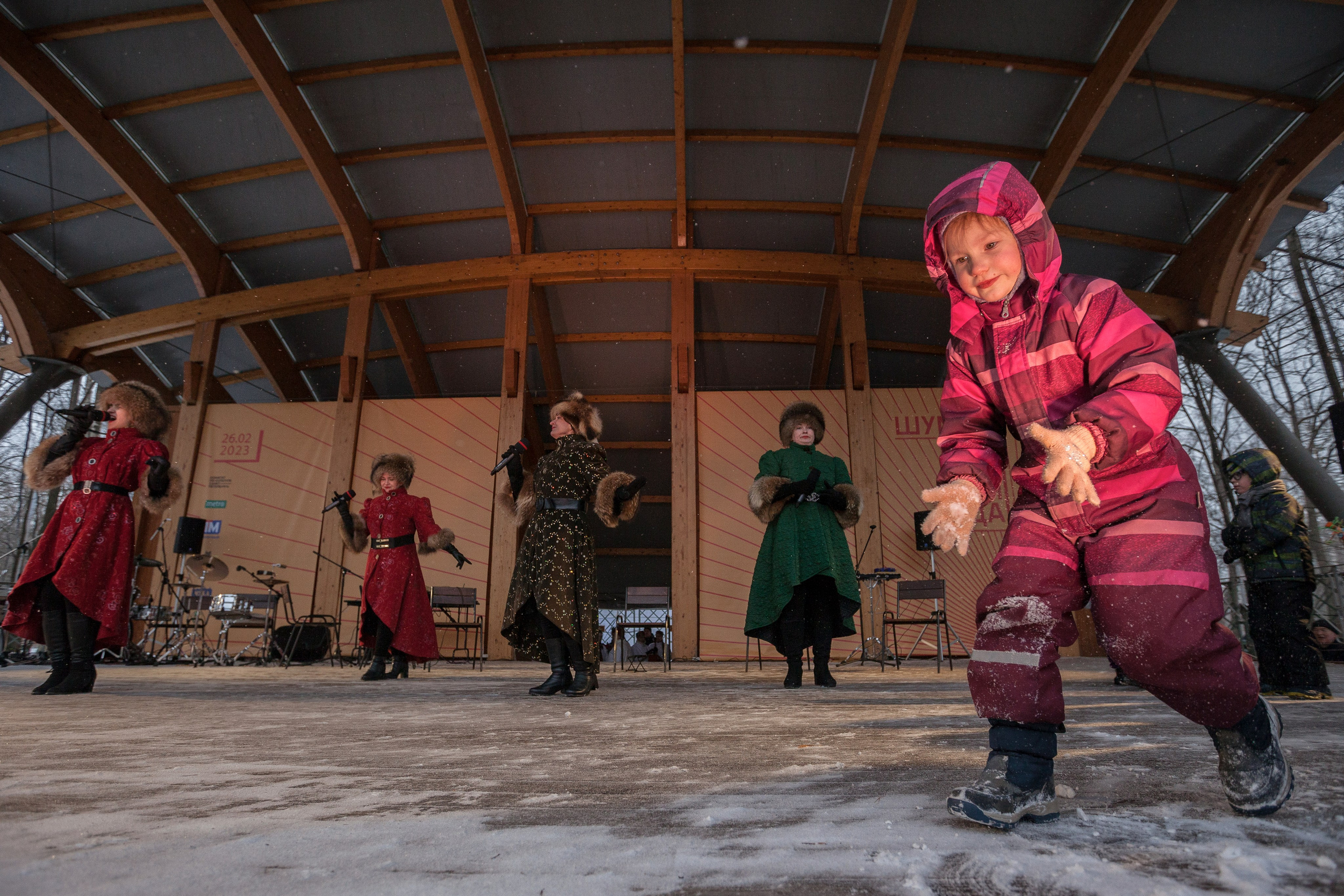 Масленичные гуляния на Елагином острове '23. Семейный и предметный фотограф Мария Львова Санкт-Петербург flitphoto