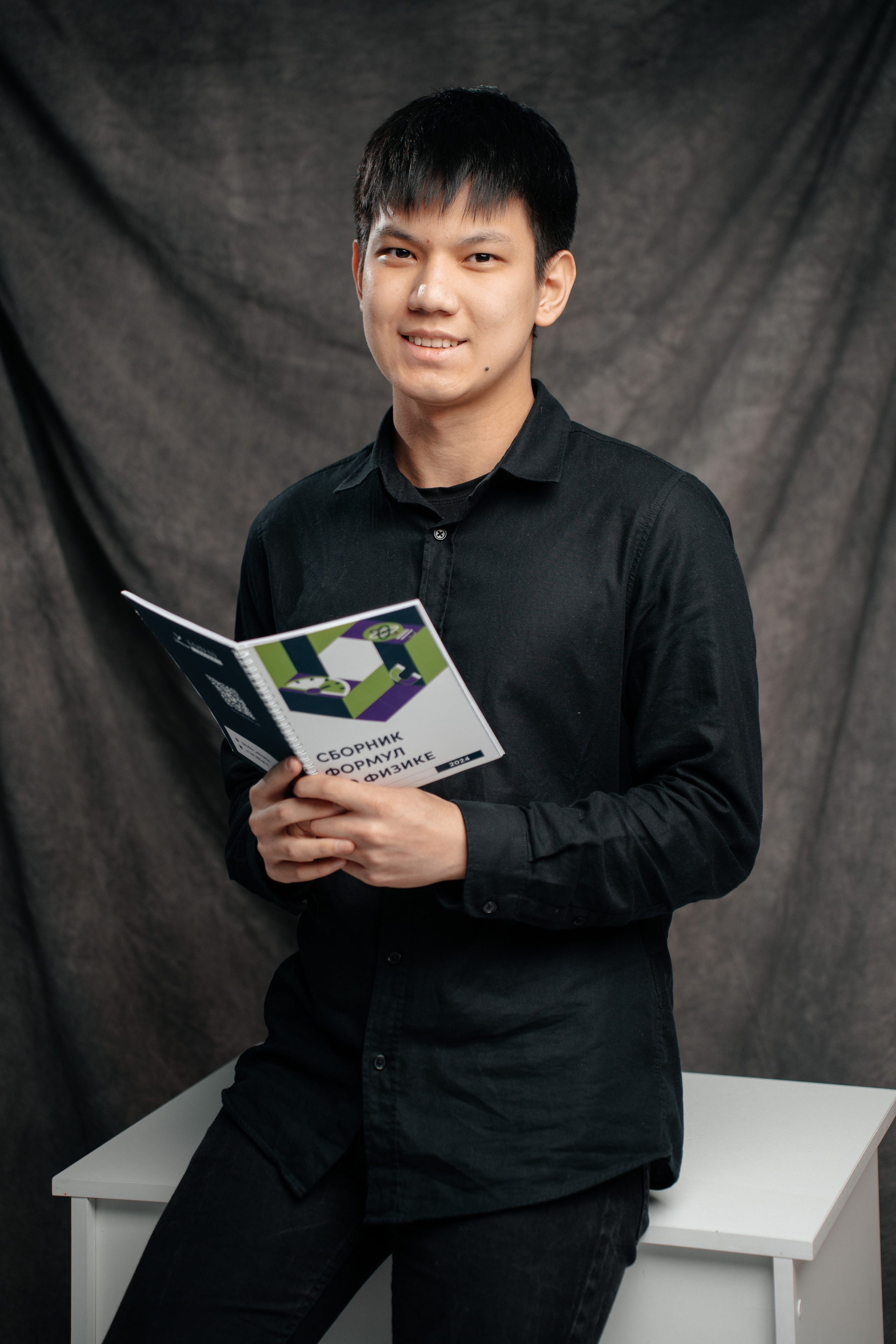 Портреты. Выпускные альбомы в Нур-Султане (Астана) и по всему Казахстану