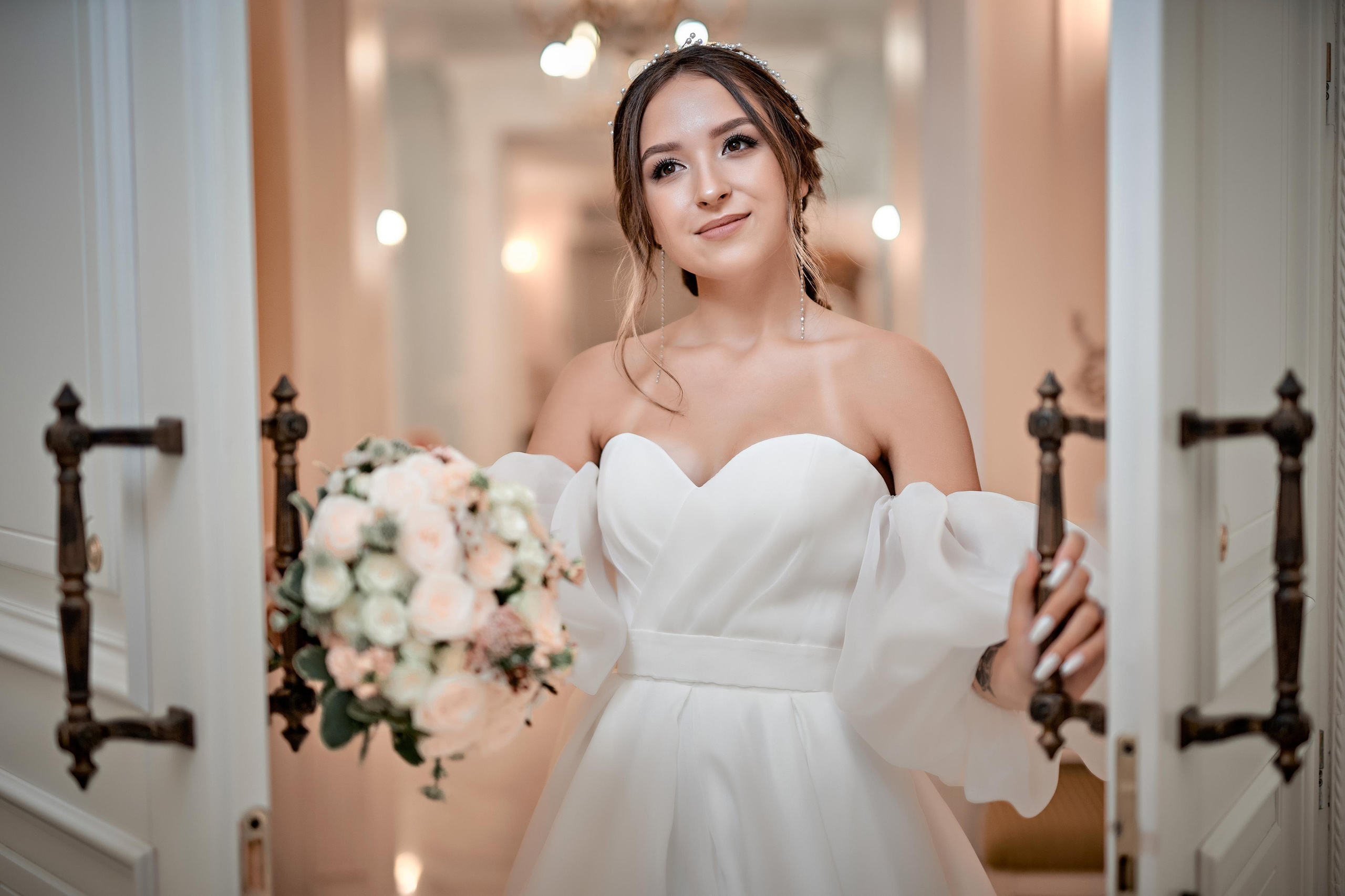 В любви всегда есть немного безумия…. Фотограф Меняйло Евгений. Свадьба. Портрет. Репортаж. Семья. Контент