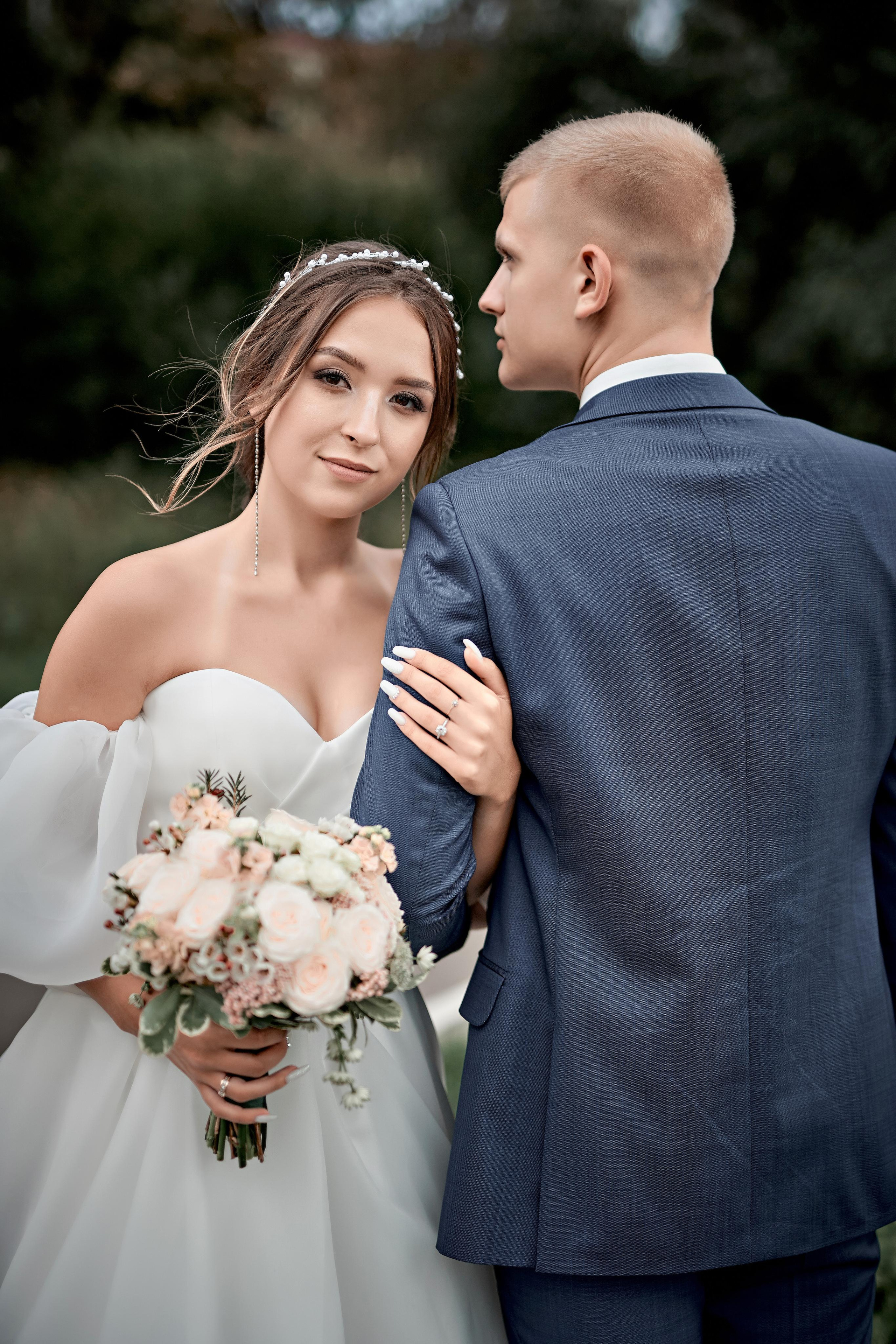 В любви всегда есть немного безумия…. Фотограф Меняйло Евгений. Свадьба. Портрет. Репортаж. Семья. Контент
