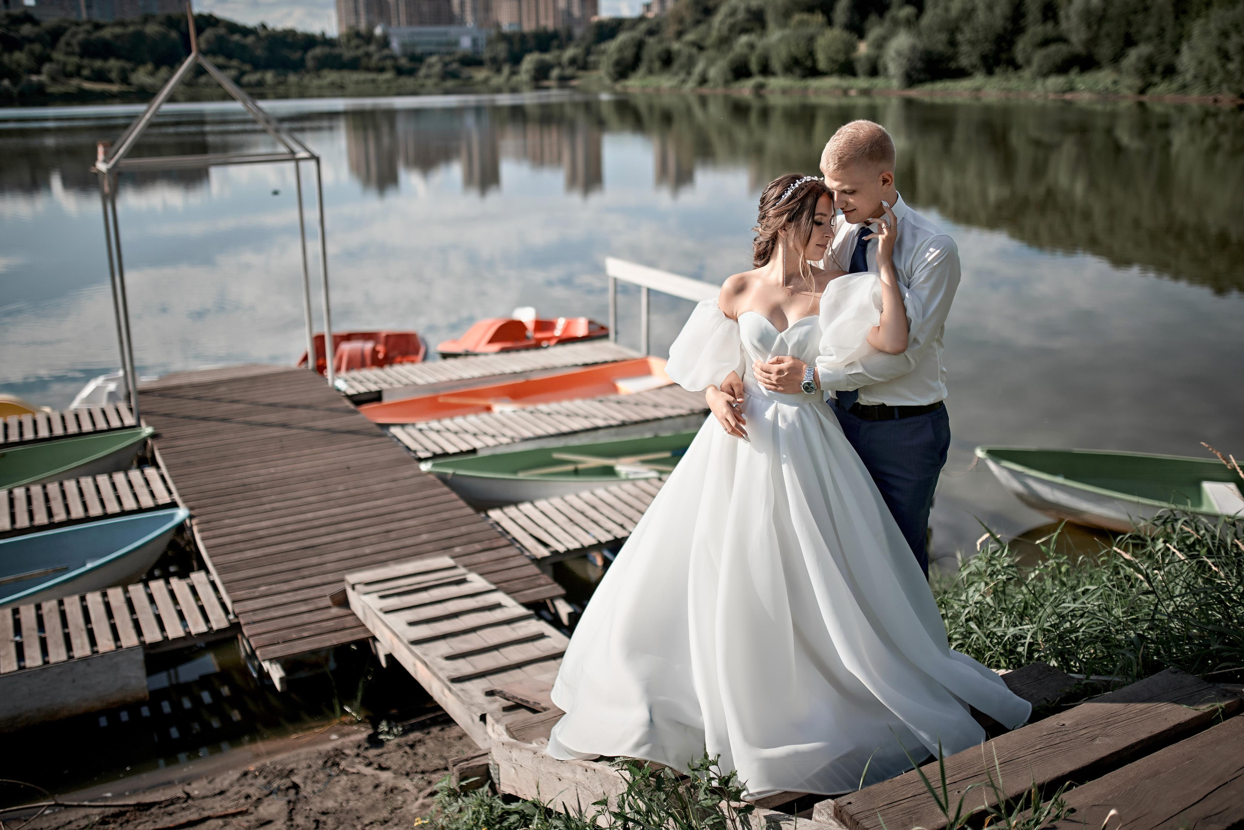 В любви всегда есть немного безумия…. Фотограф Меняйло Евгений. Свадьба. Портрет. Репортаж. Семья. Контент