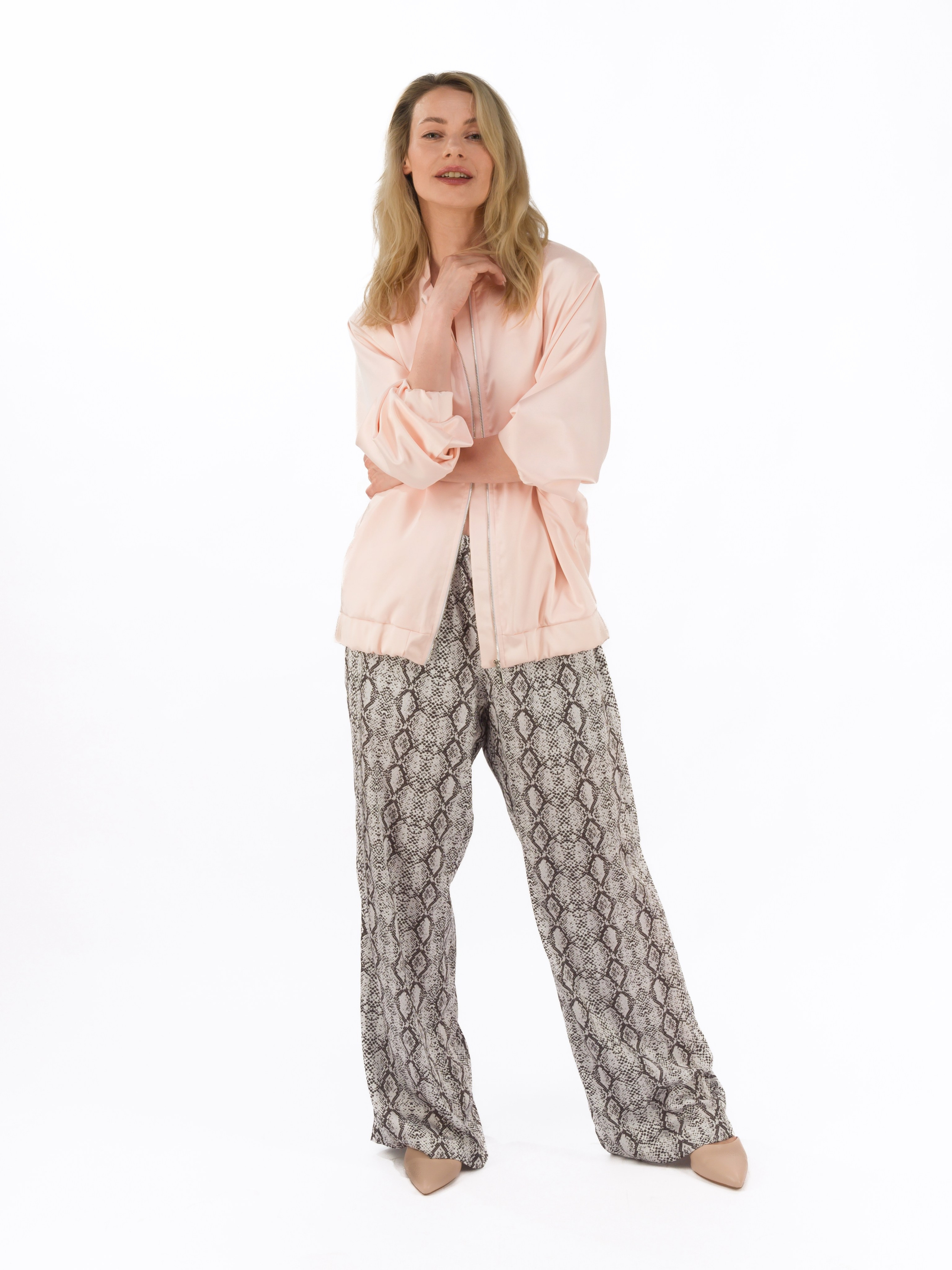 Одежда для каталога. Фотограф Андрей Зикеев, фотостудия AzArt Studio в Москве