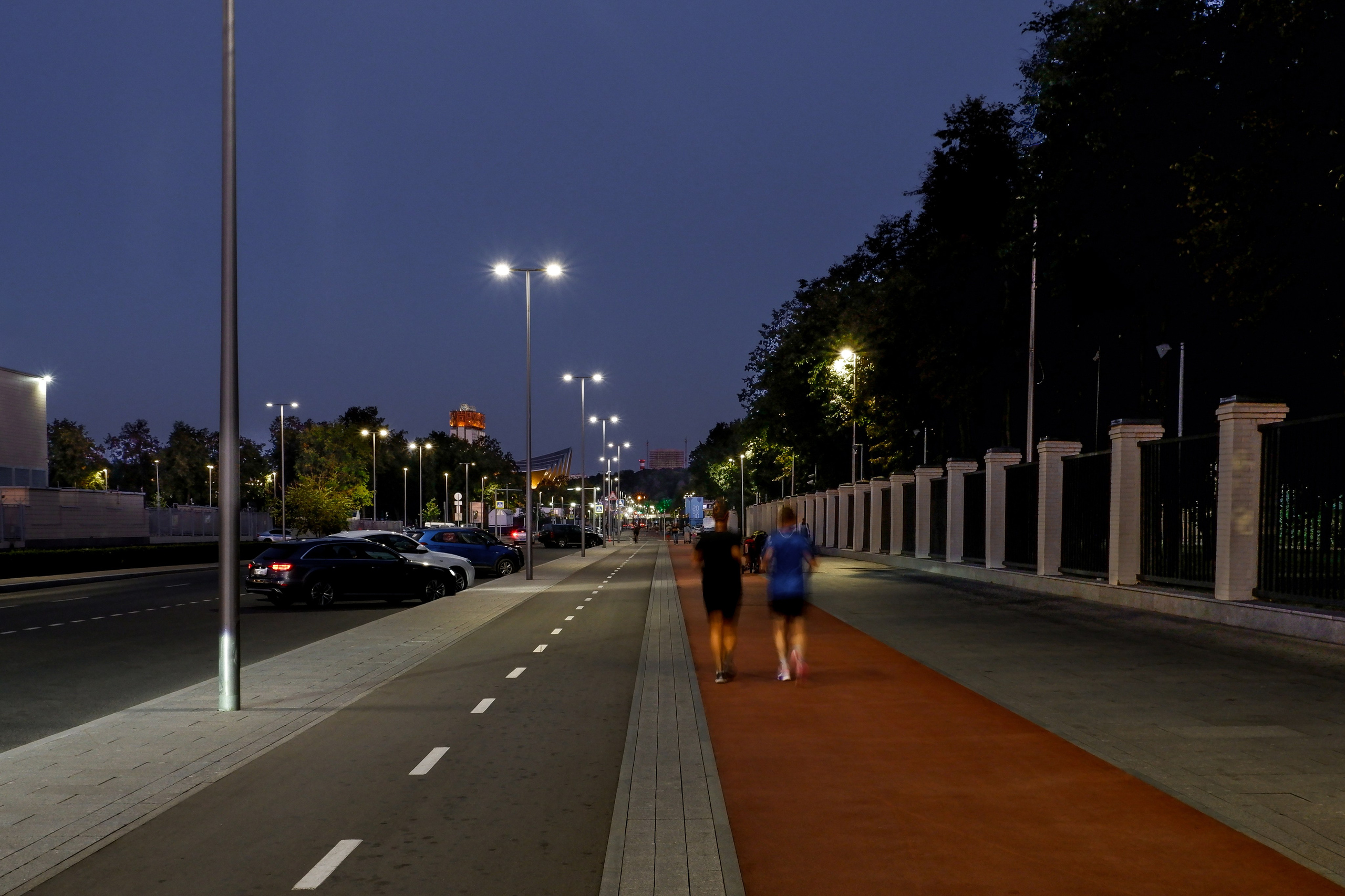 Благоустройство улицы Лужники. Михаил Мулач | Архитектурный фотограф