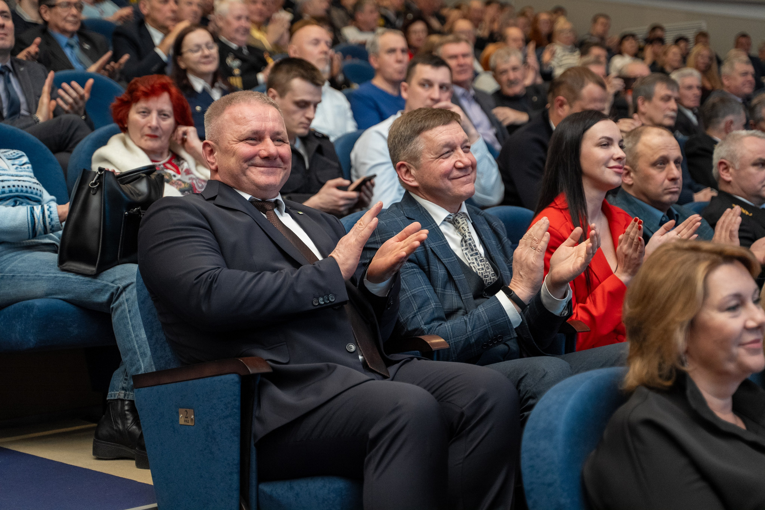 Официальный. Главная