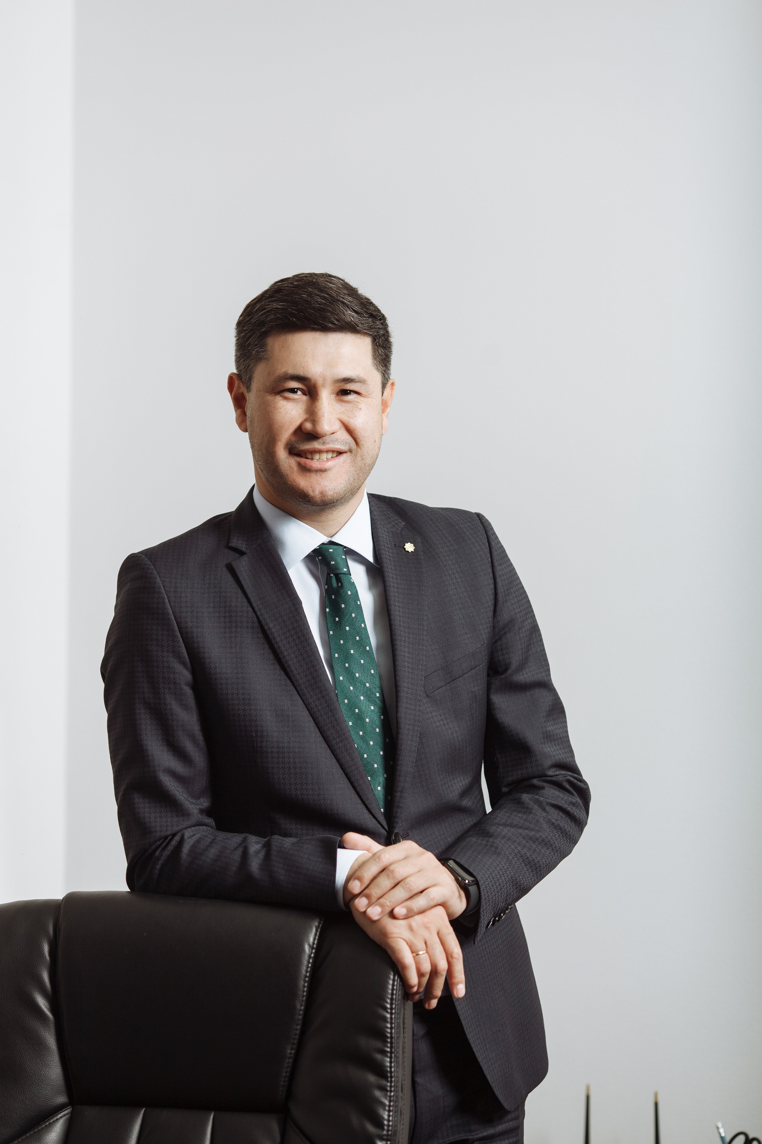 портрет для руководителя банка. Центркредит