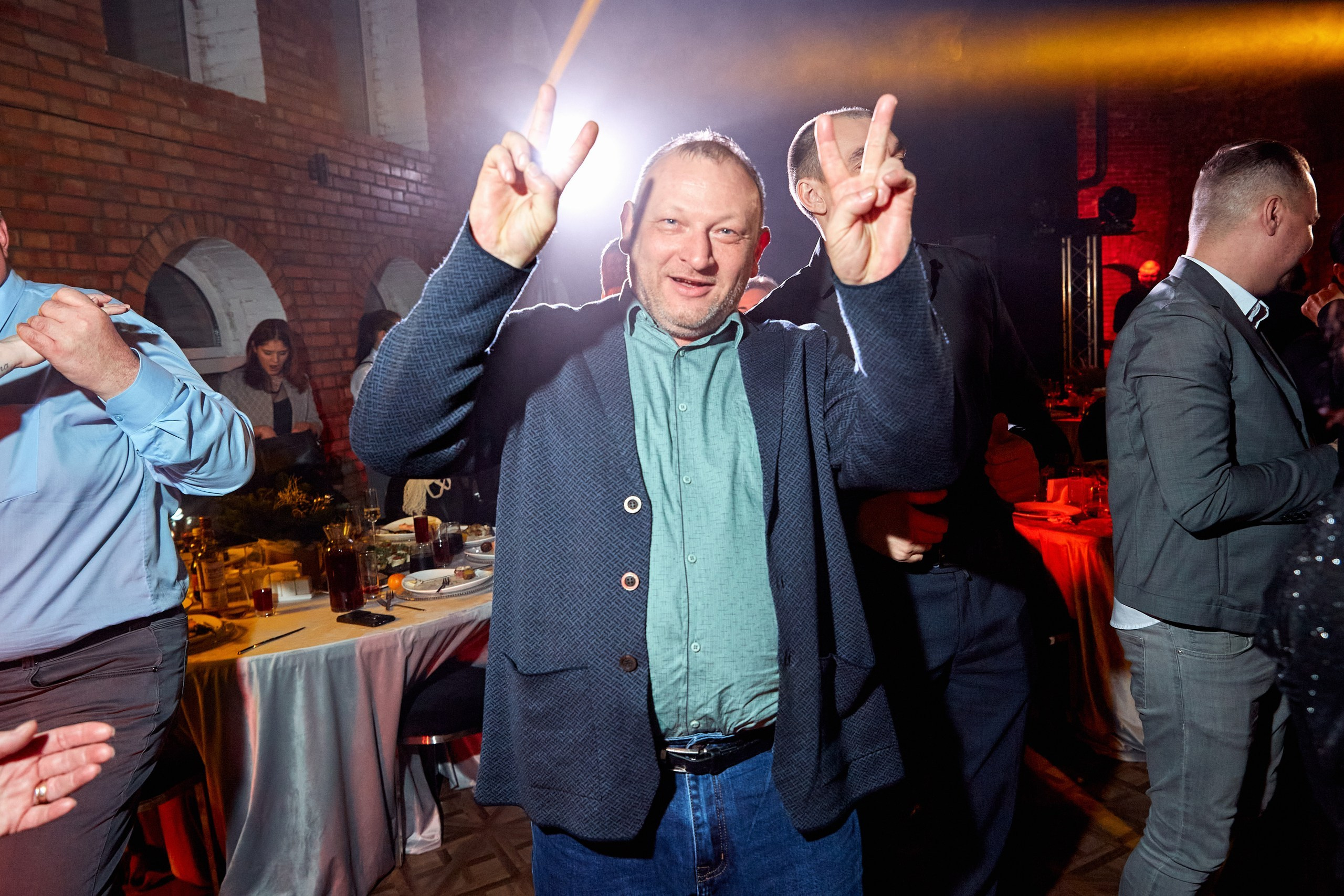 Компания Clarity / Пространство HIDE. Антон Артюшин, портретный фотограф. Москва