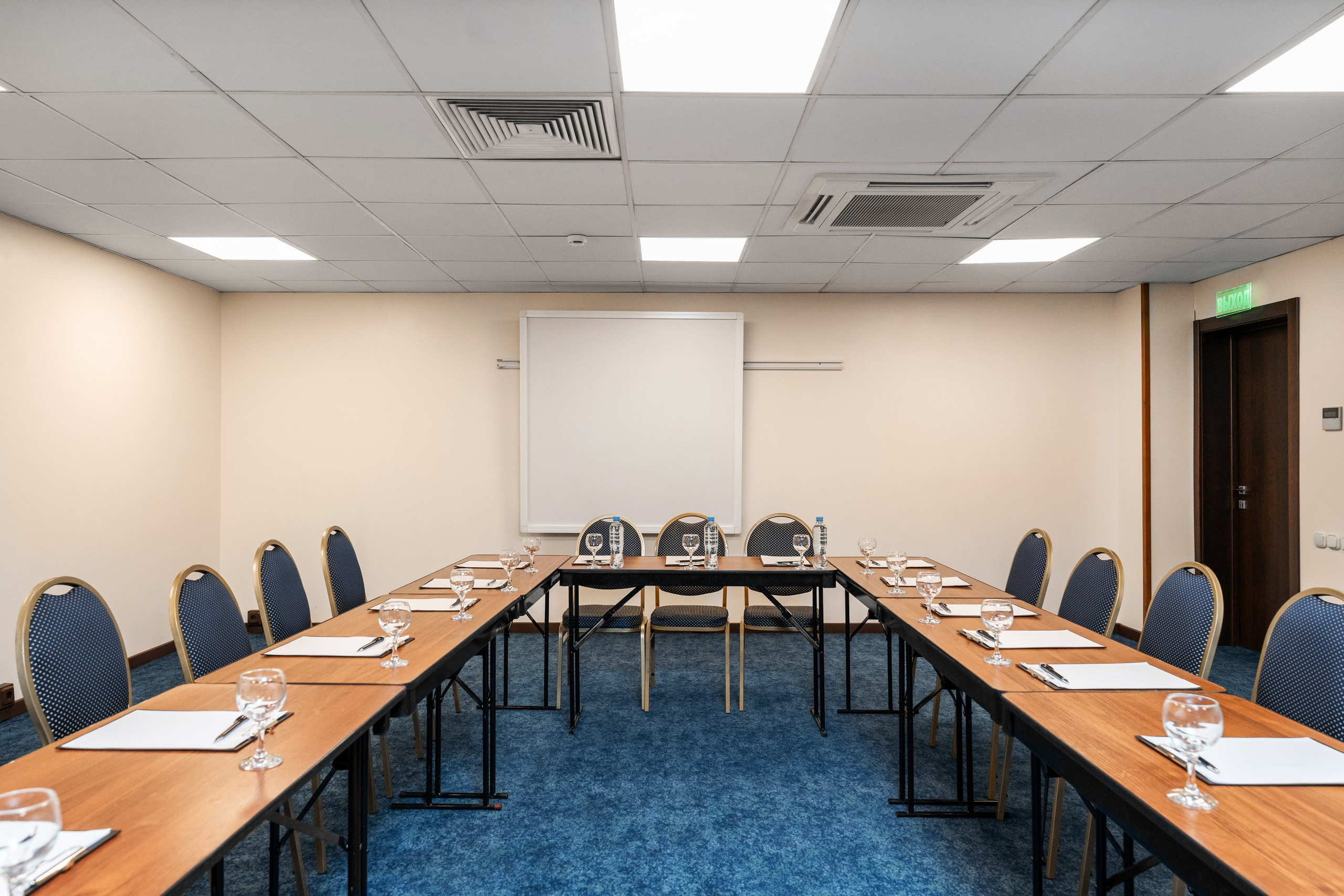 COSMOS ВДНХ. Отельный интерьерный фотограф Сочи