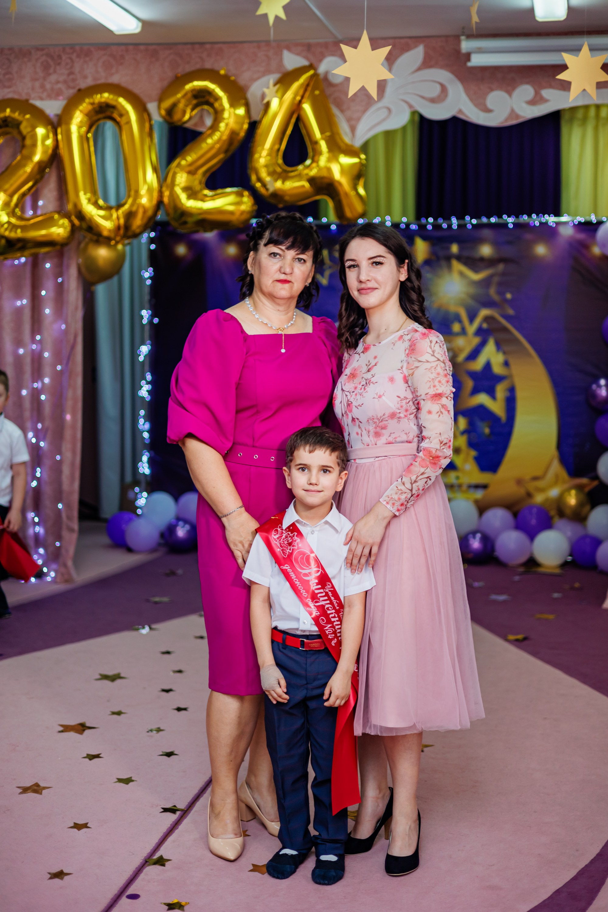 Выпускной в саду 2024. Свадебный и семейный фотограф в Армавире