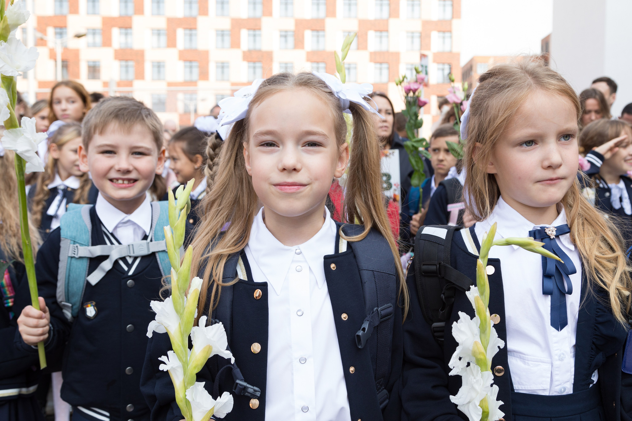 Линейка первоклассников. Детский и контент фотограф Надя Волкова Санкт-Петербург