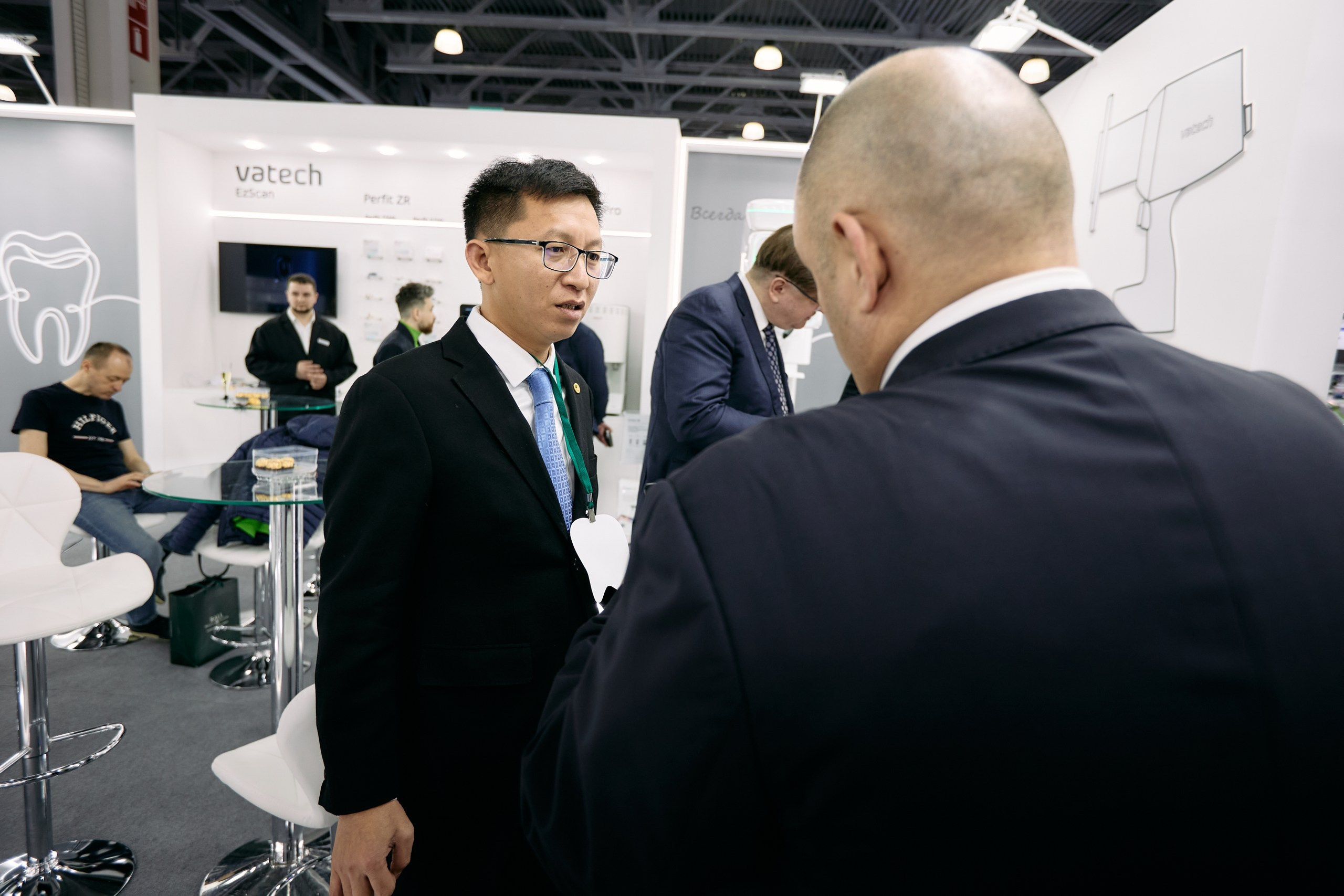 Дентал Салон 2026: Vatech. Свадебный и репортажный фотограф Дмитрий Кононенко