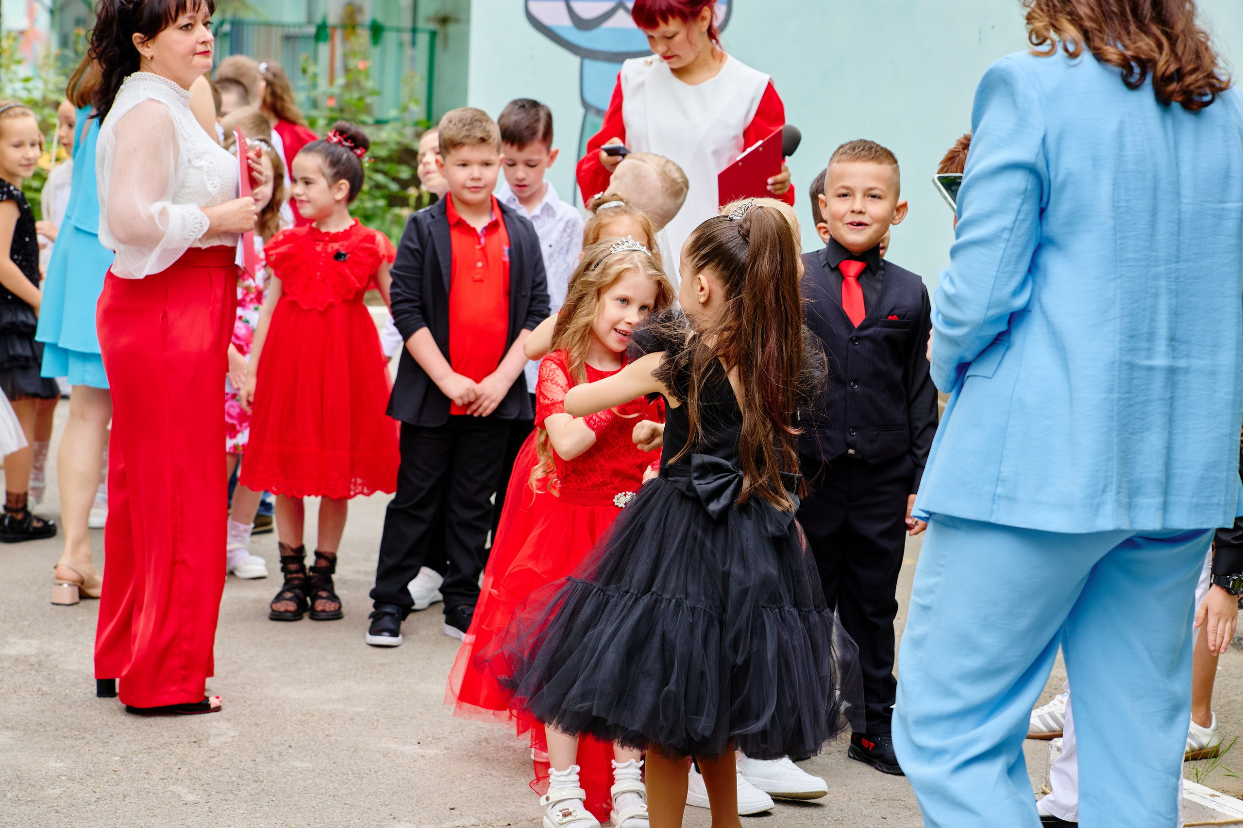 Выпускной 45 сад. Фотограф Выпускные альбомы Таганрог Сергей Коробченко
