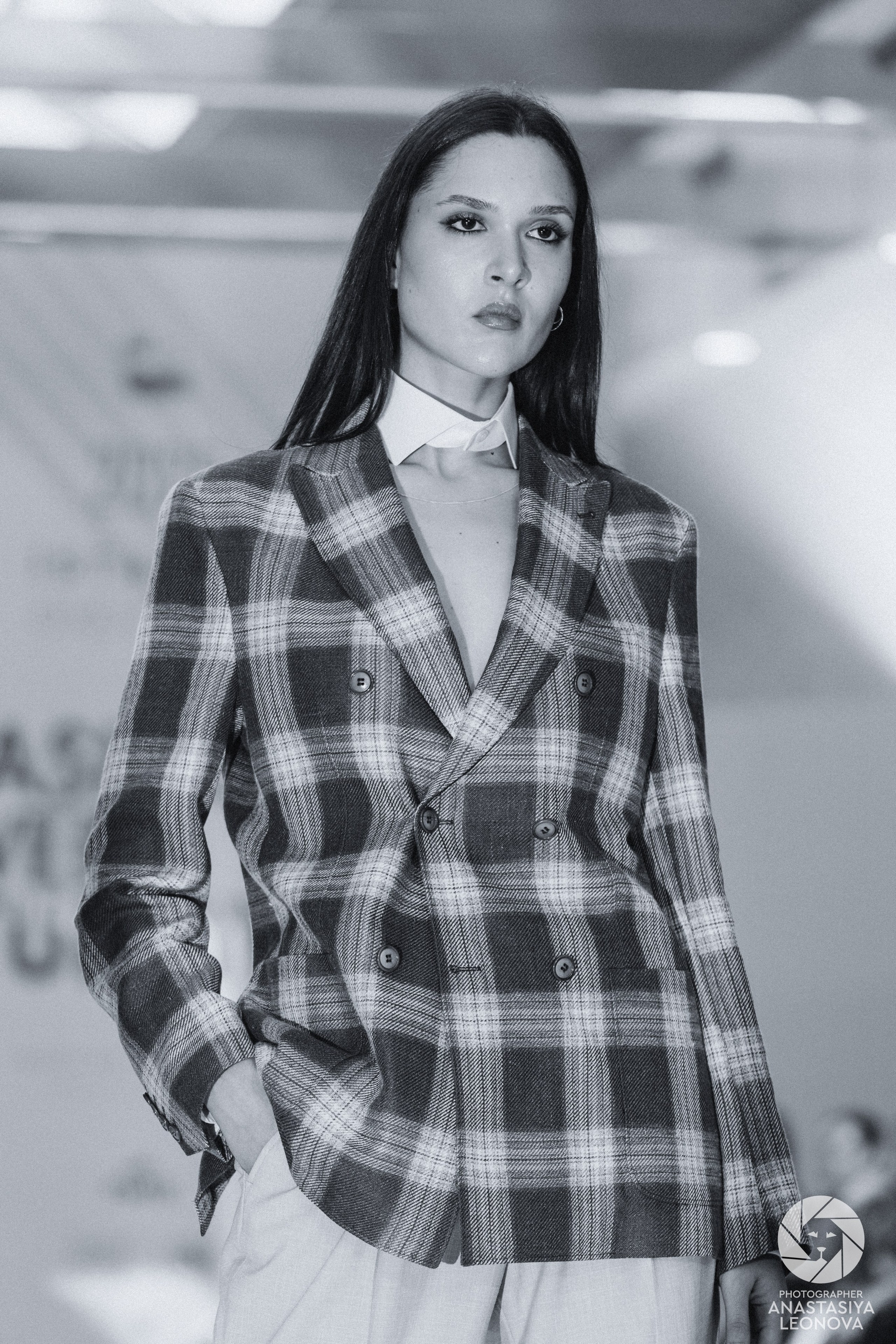 Fashion Week Türkiye [spring, 2025]. Anastasia Leonowa