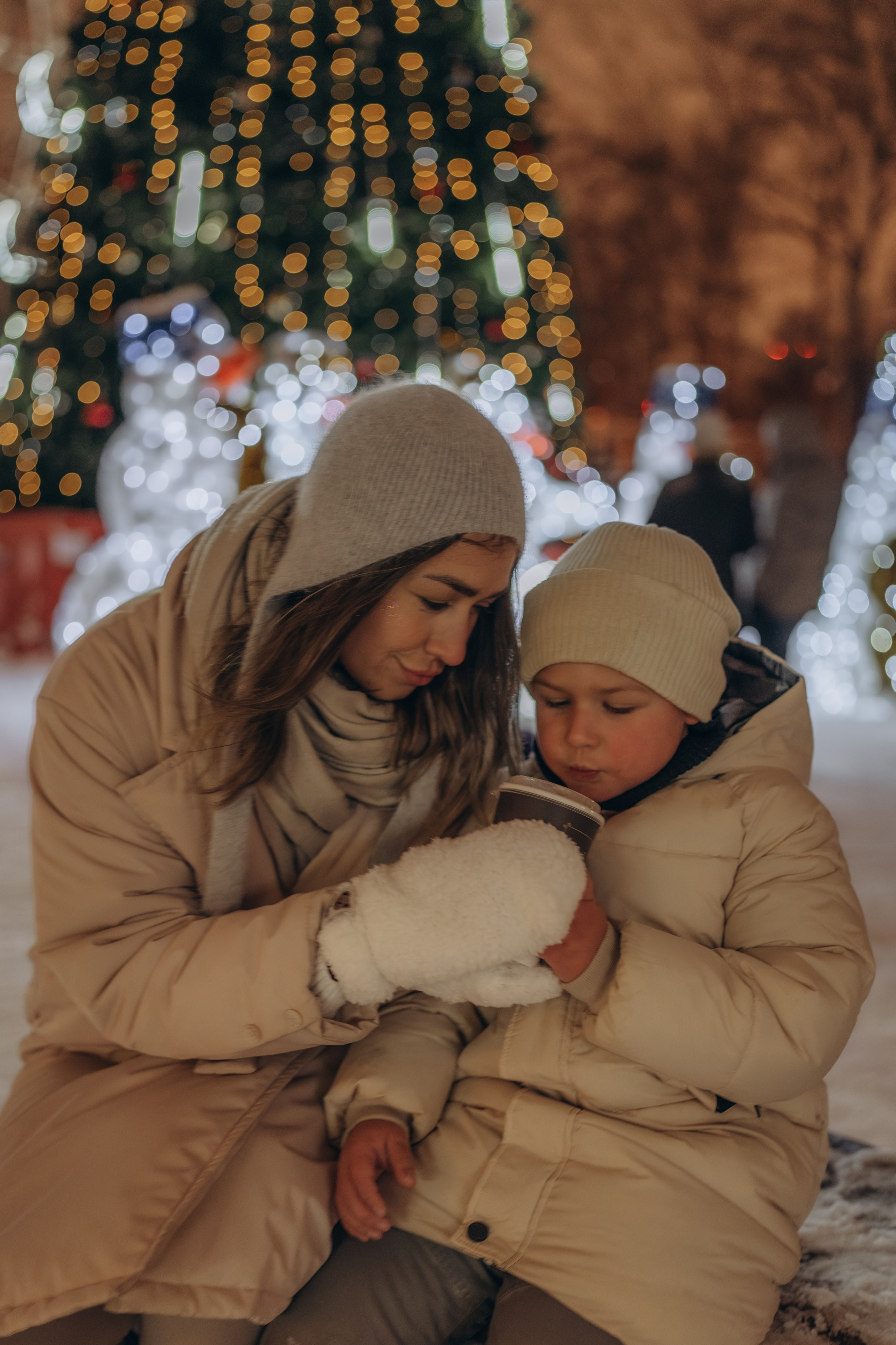 На катке. Семейный фотограф Москва. Фотограф беременности и материнства Москва
