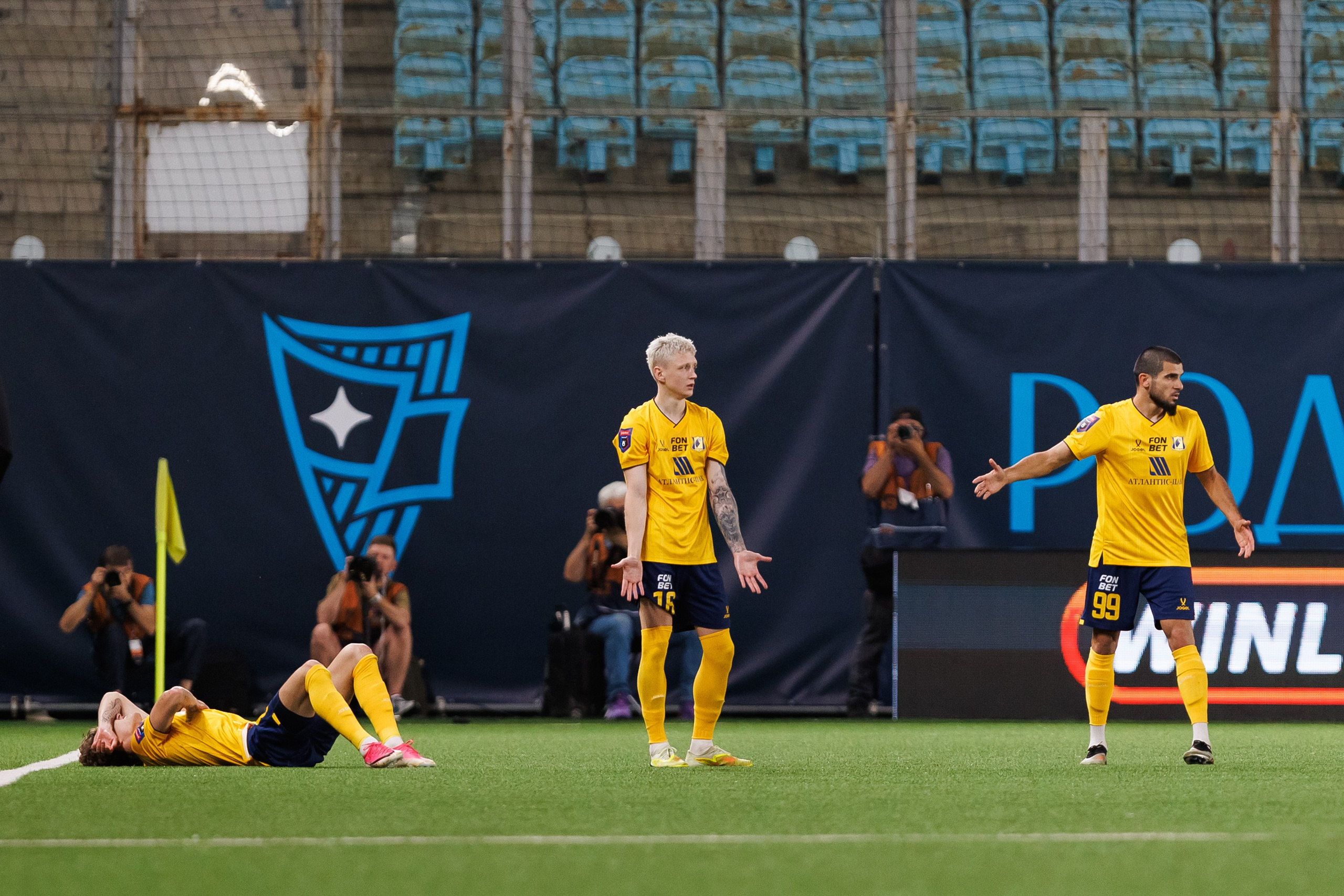 Футбол. Родина — Ростов. Фотограф на мероприятие в Москве Дмитрий Яковлев