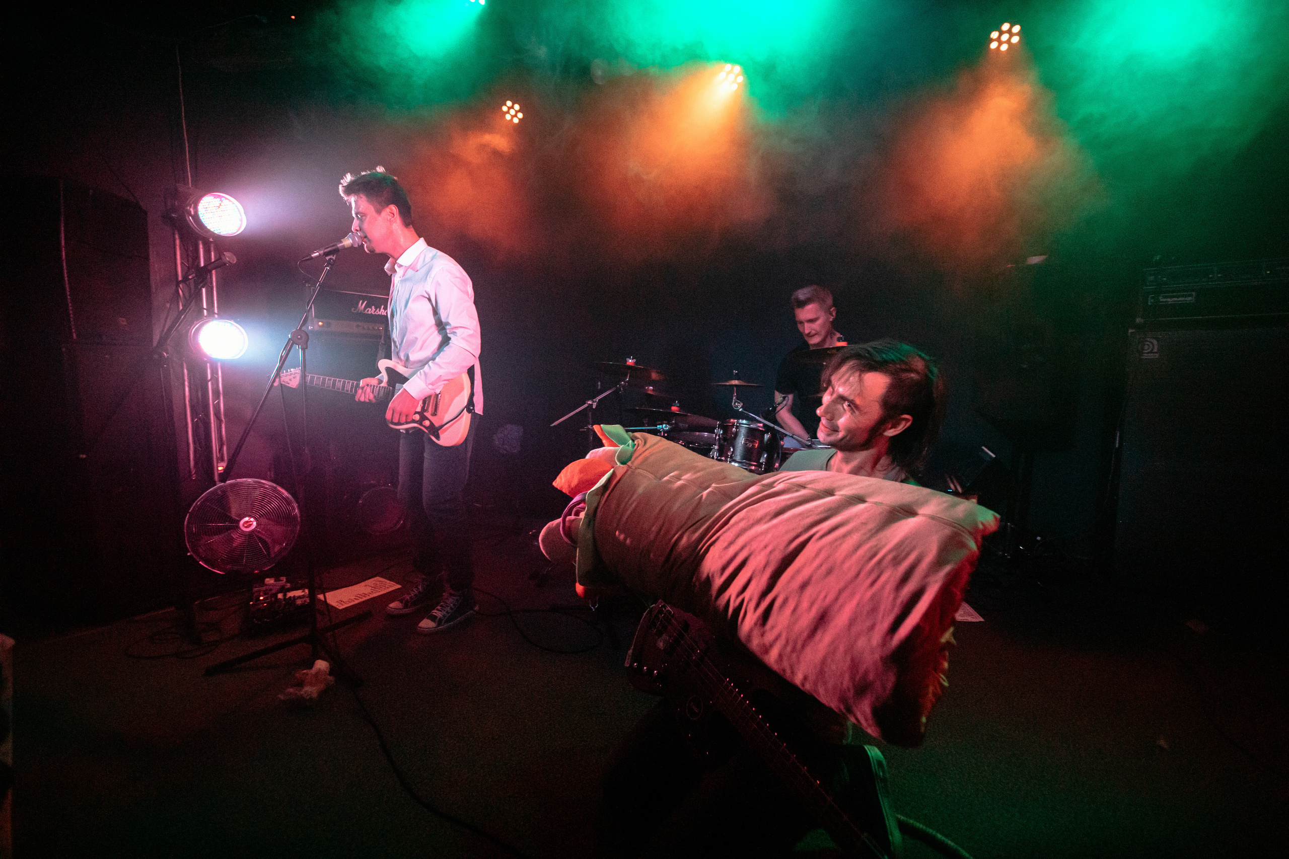 РАДИОПОМЕХИ. Фотограф Елена Богачева (lenalena_na_na_na)