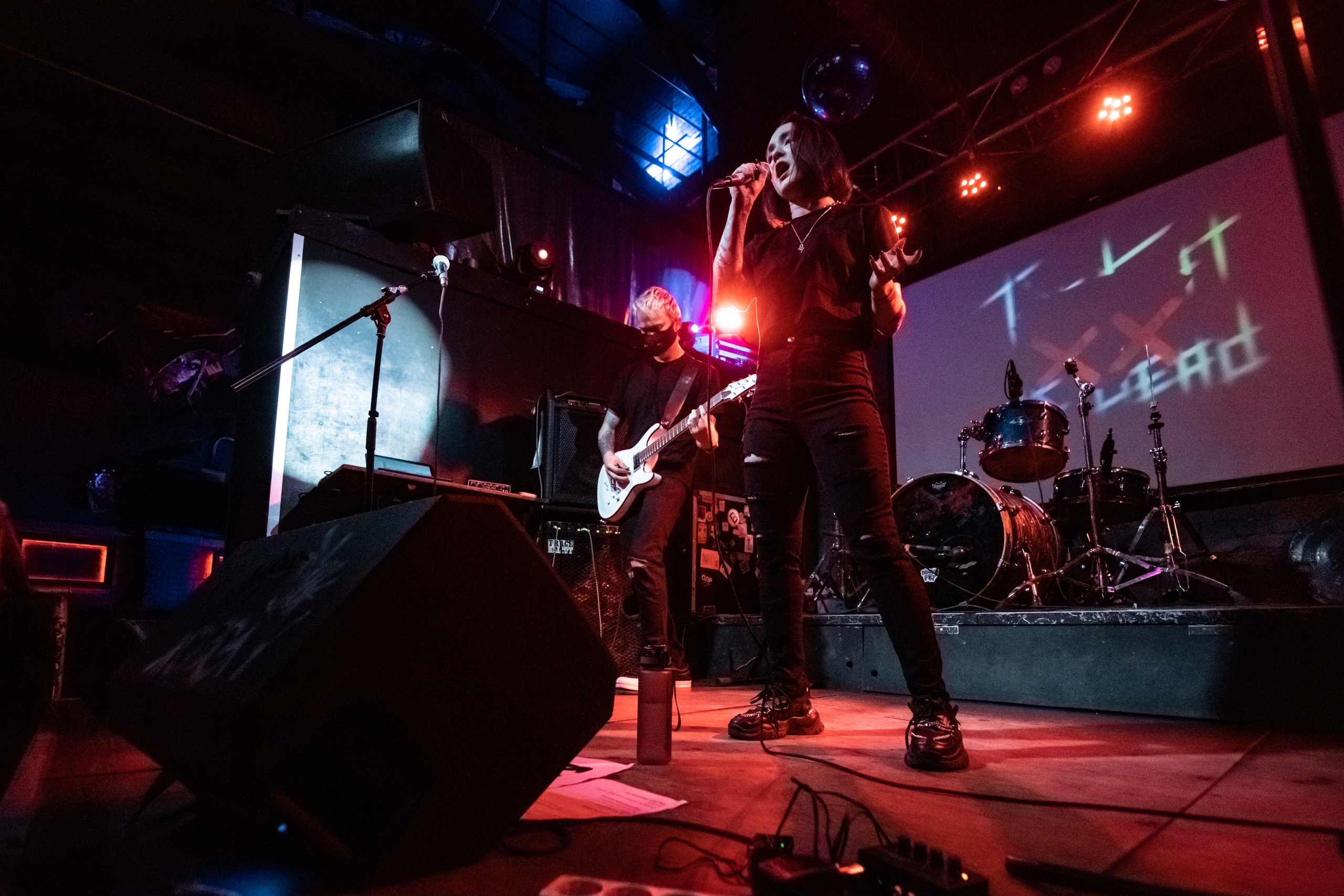 THE KAT IS DEAD. Фотограф Елена Богачева (lenalena_na_na_na)