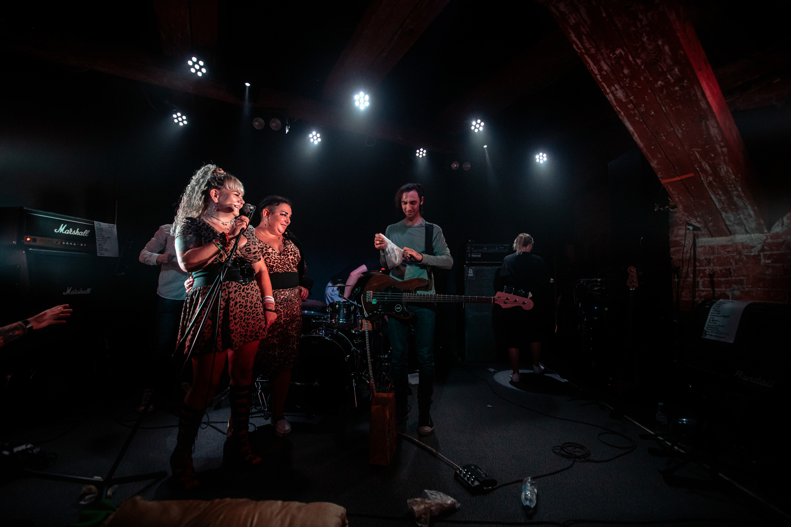 РАДИОПОМЕХИ. Фотограф Елена Богачева (lenalena_na_na_na)