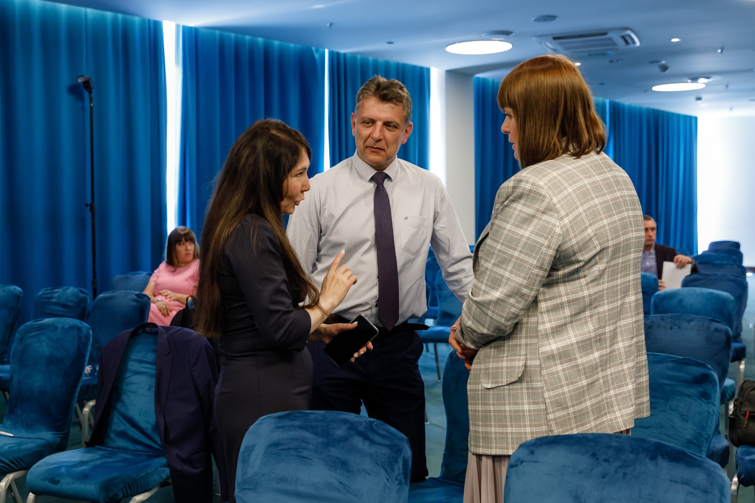 Конференция. COSMOS. Свадебный фотограф в Ярославле Анастасия Архипова