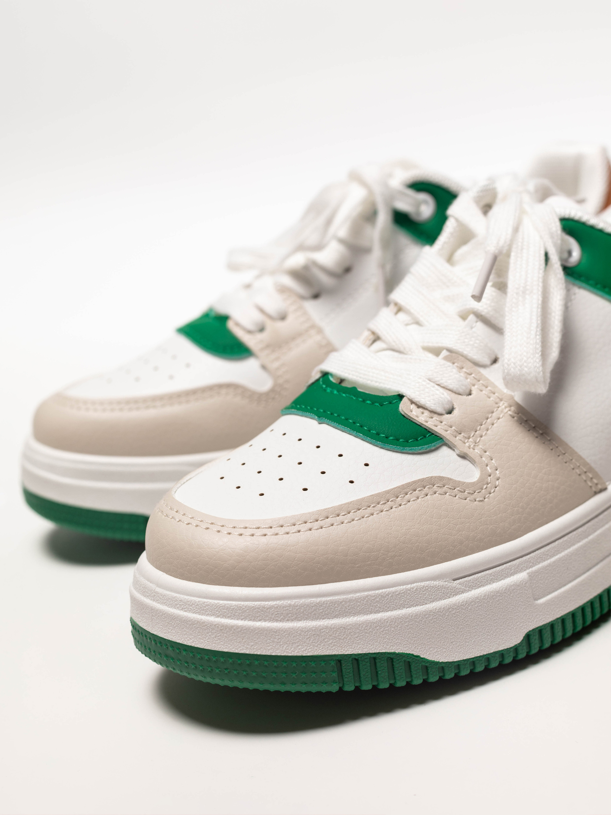 Кроссовки. Фотограф Борисова Ирина| Краснодар |Стамбул