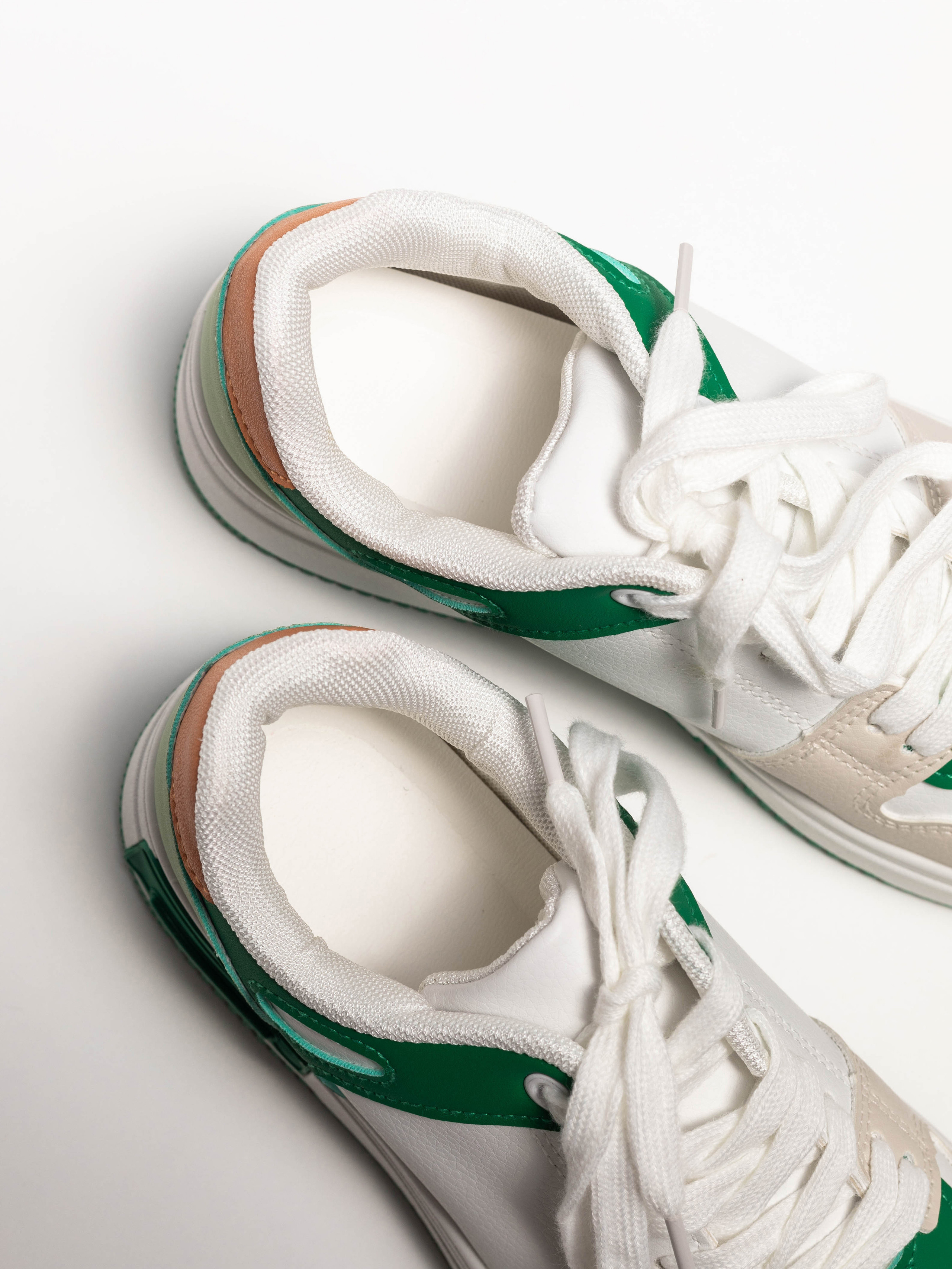 Кроссовки. Фотограф Борисова Ирина| Краснодар |Стамбул