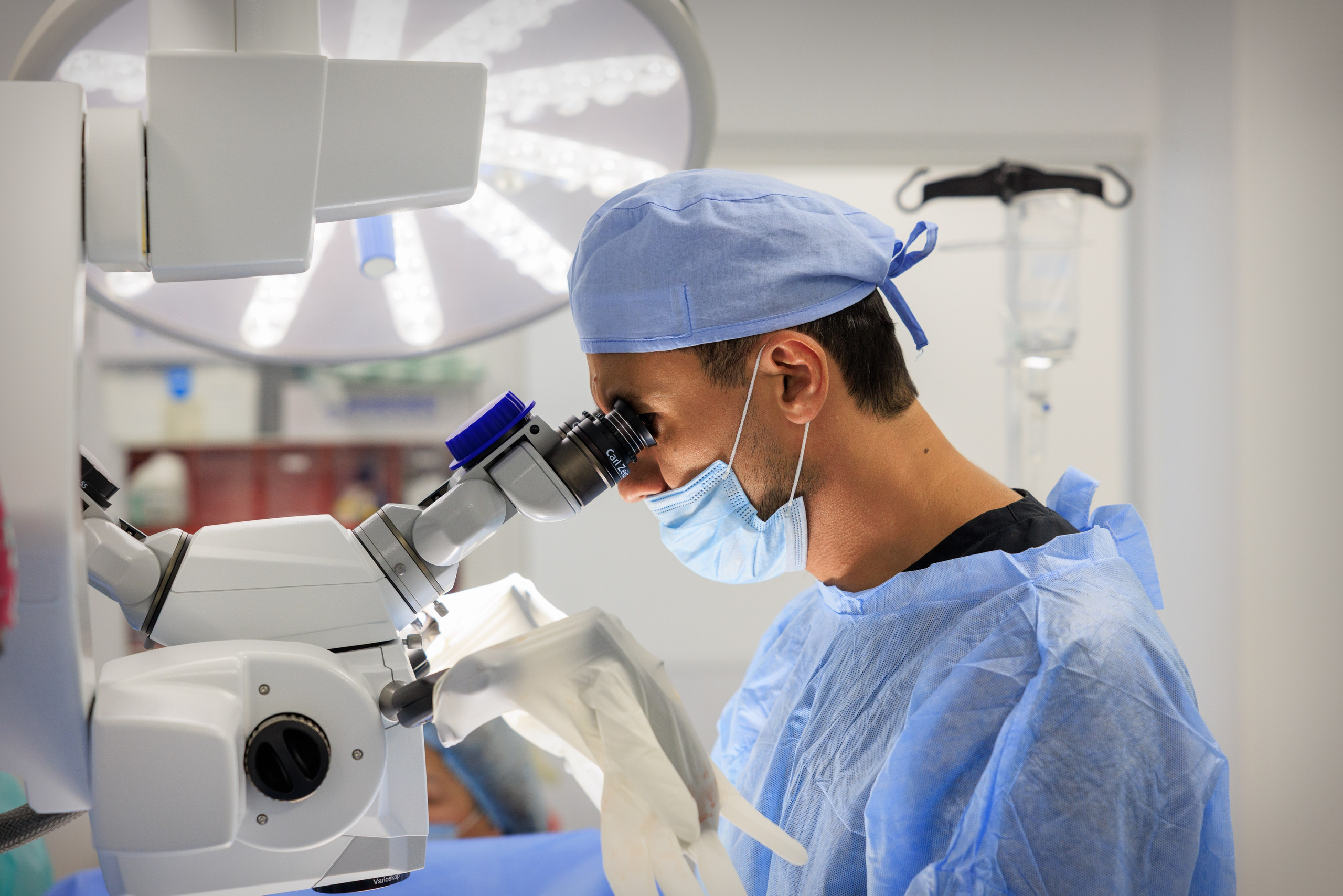 Бизнес-фотограф в Алматы — корпоративные съёмки, деловые портреты и репортажи. Профессиональный фотограф в Алматы