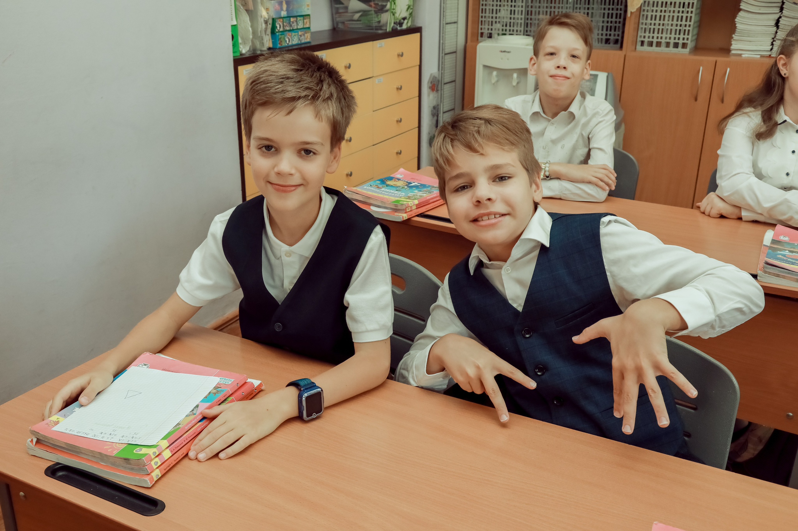 В школе. Детский и семейный фотограф Москва Наталья Матвеенко