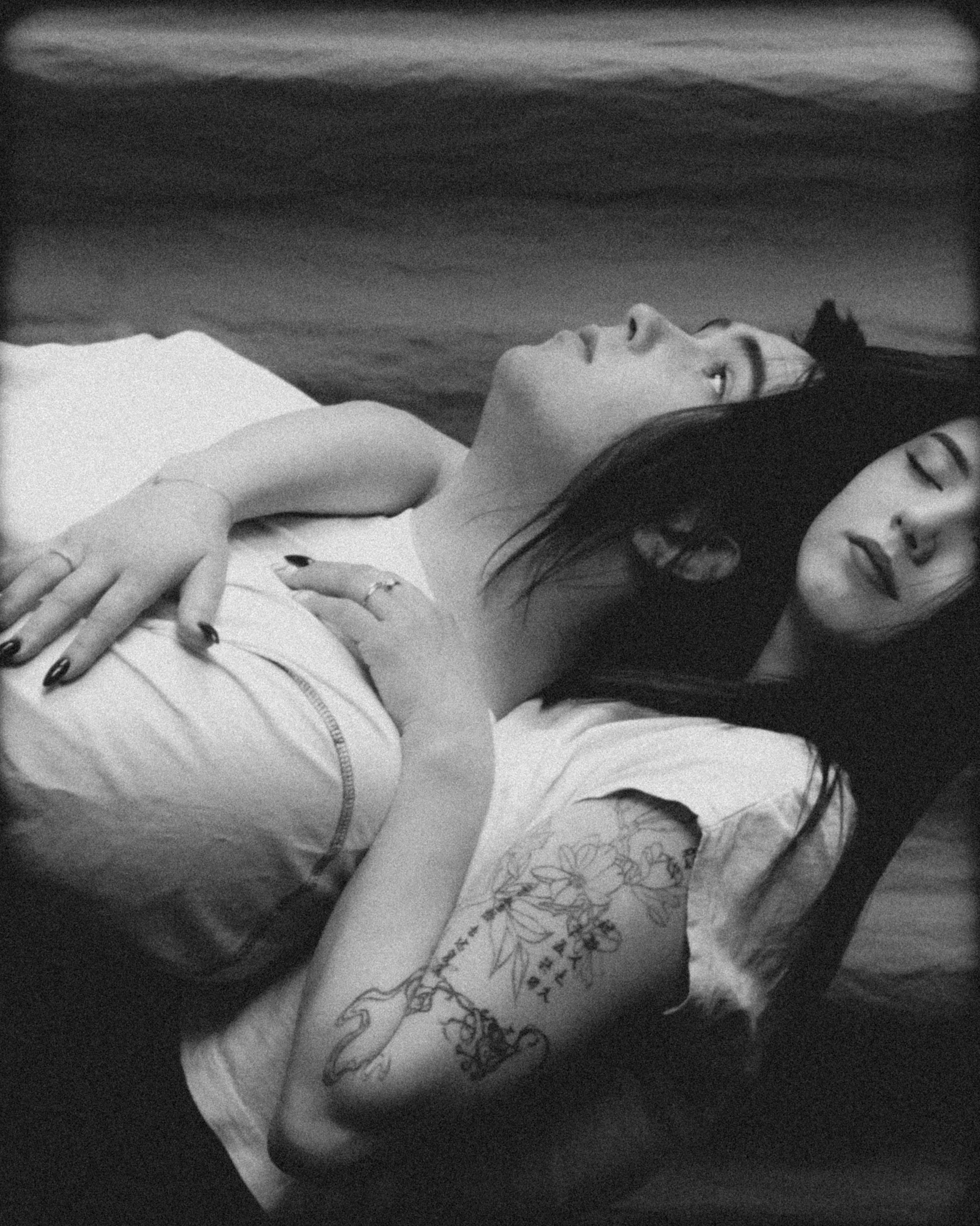 Любовь двух чертят