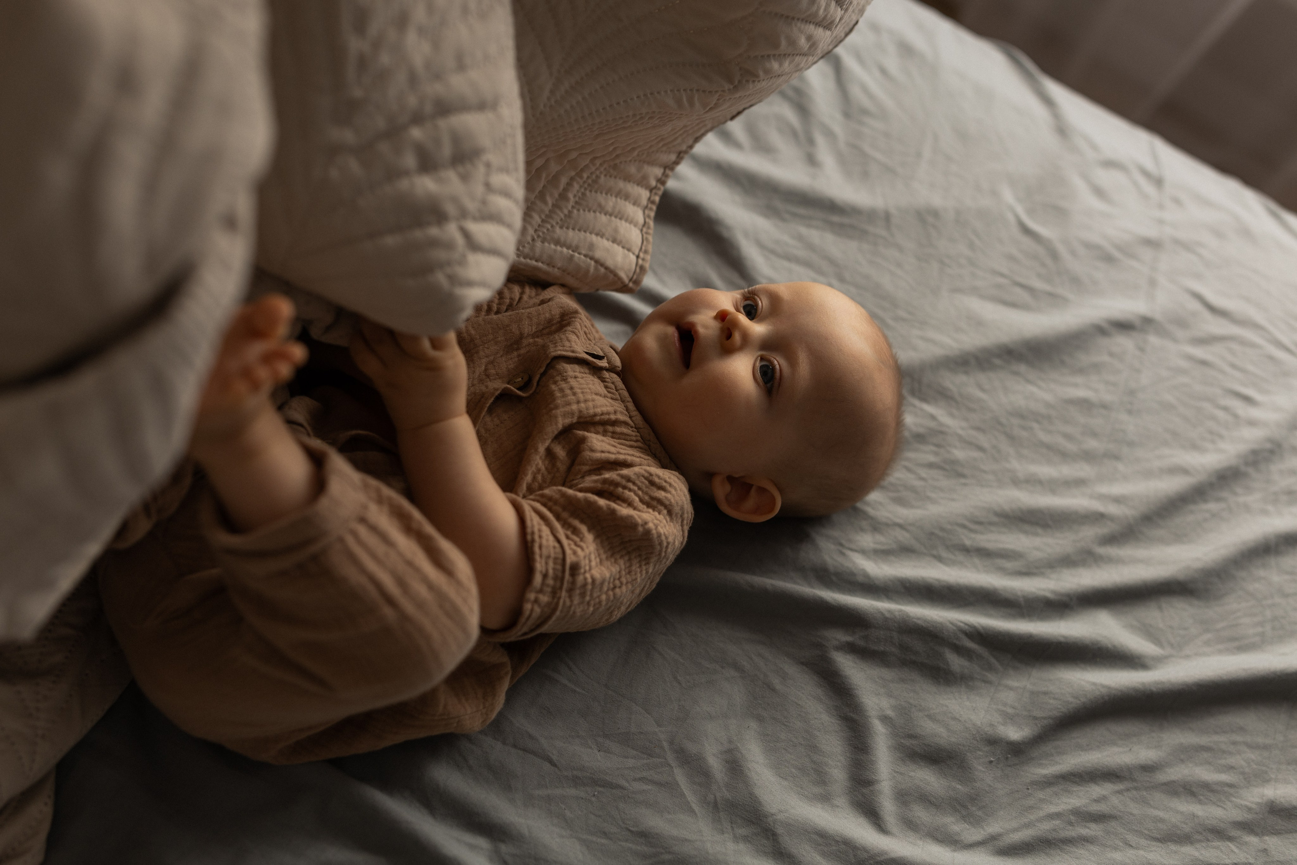 Уютная домашняя история семьи в Челябинске. Семейный фотограф, фотограф на роды в Челябинске Калистратова Кристина