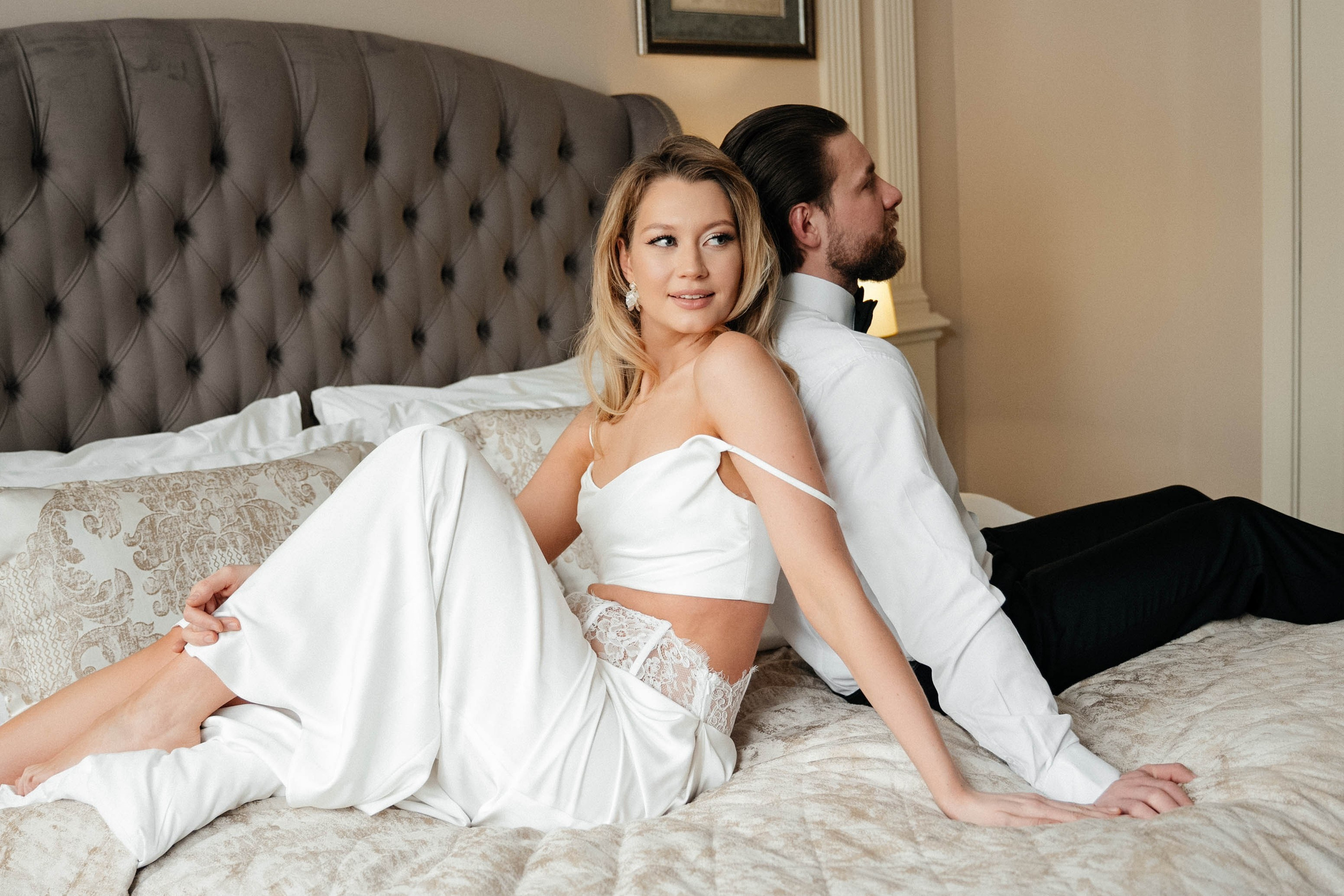 Алексей и Анастасия, творческая съемка в отеле Амбассадор. Свадебный фотограф Москва Александра Аверкова