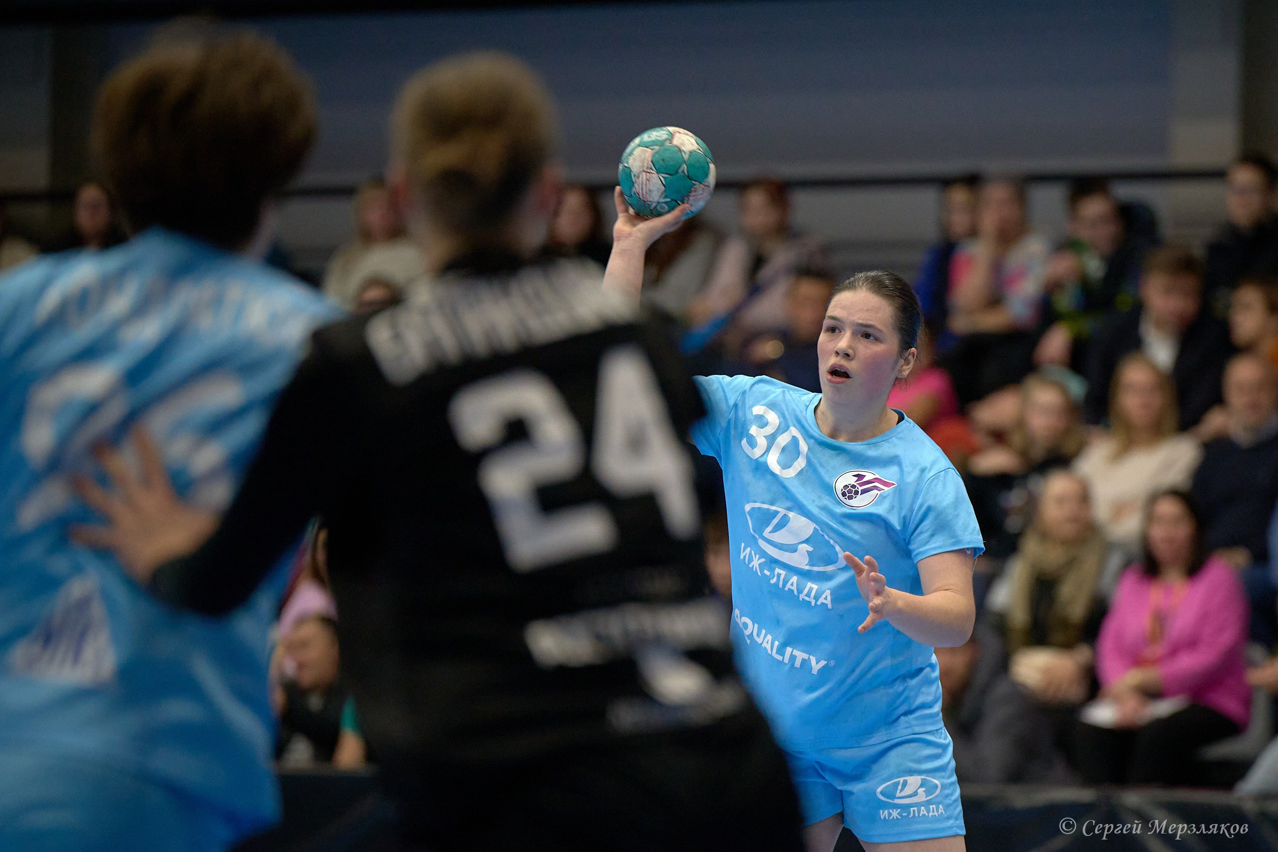 Гандбол. OLIMPBET Суперлига. «Университет» — «Ростов-Дон». Спортивный репортажный фотограф в Ижевске Сергей Мерзляков