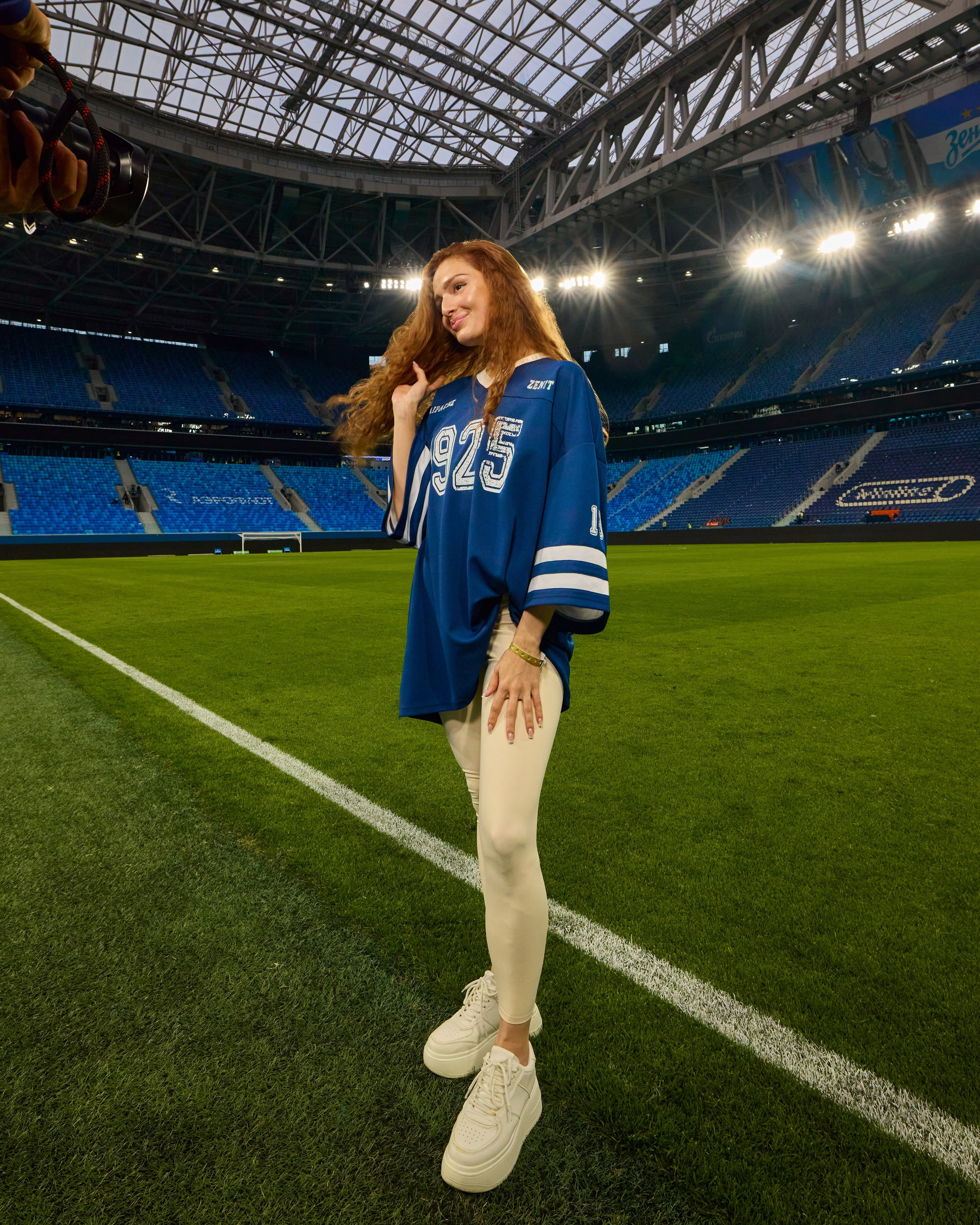 Zenit x Naipache. Святослав Лебедев | Рекламный фотограф — Коммерческая съемка, Арт-дирекшн, AI-интеграция