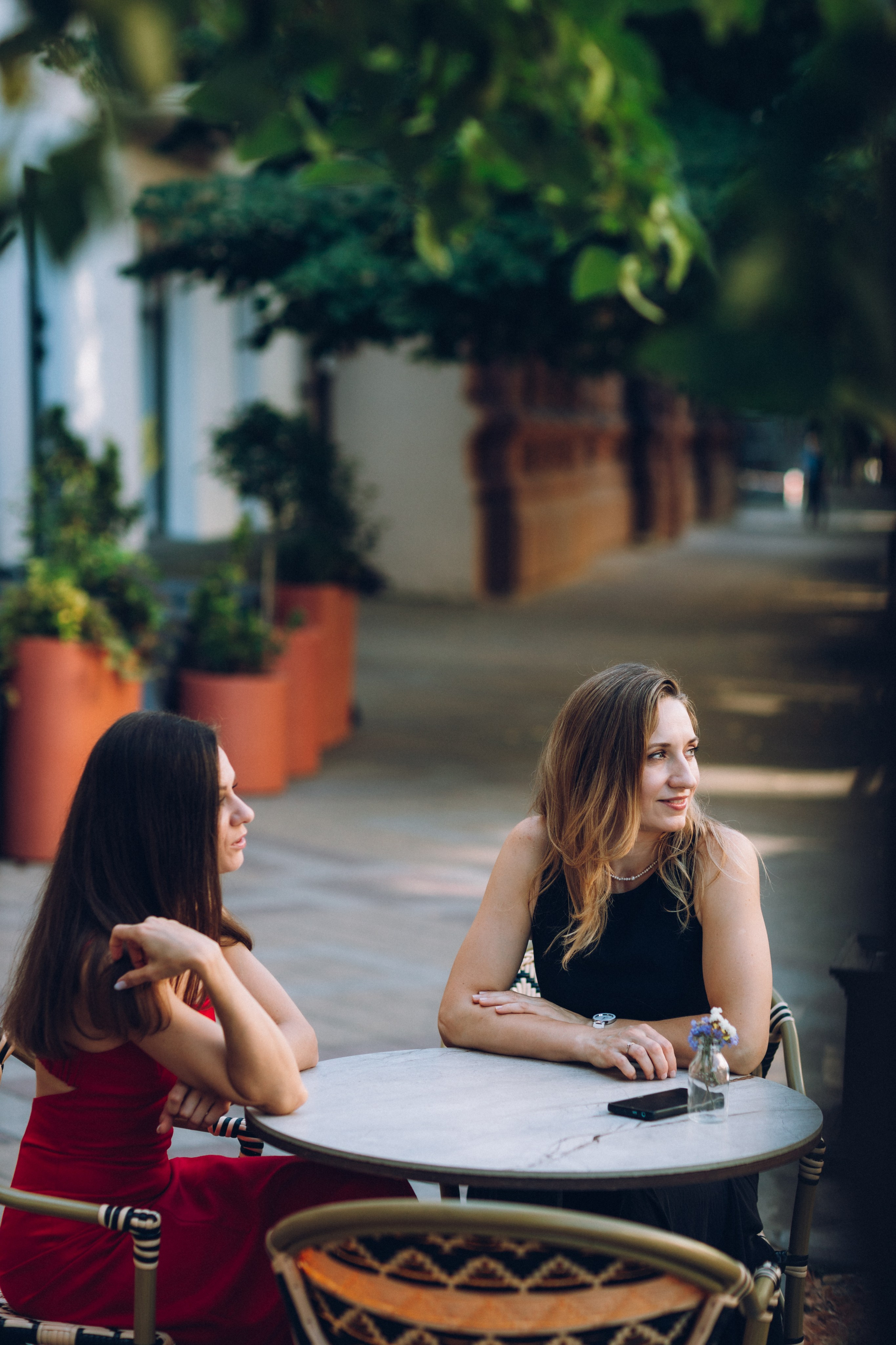Настя и Аня. Прогулка на Красной. Семейный фотограф Наталия Демченко, Краснодар