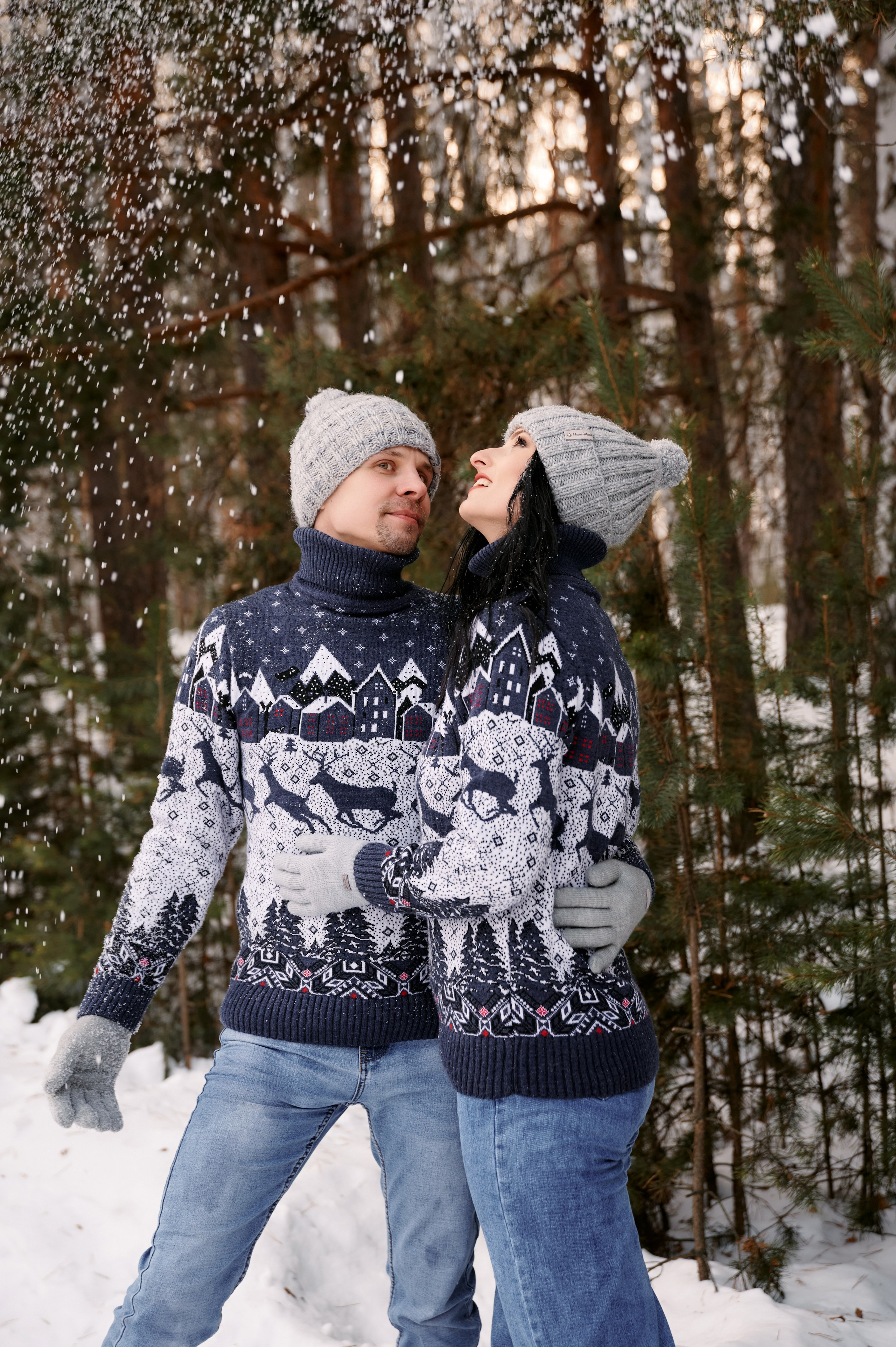 Семейный фотограф в Екатеринбурге – теплые и живые кадры. Фотосессия для семьи в Екатеринбурге. Лавстори фотограф екатеринбург. Фотограф Сергей Якубицкий Екатеринбург