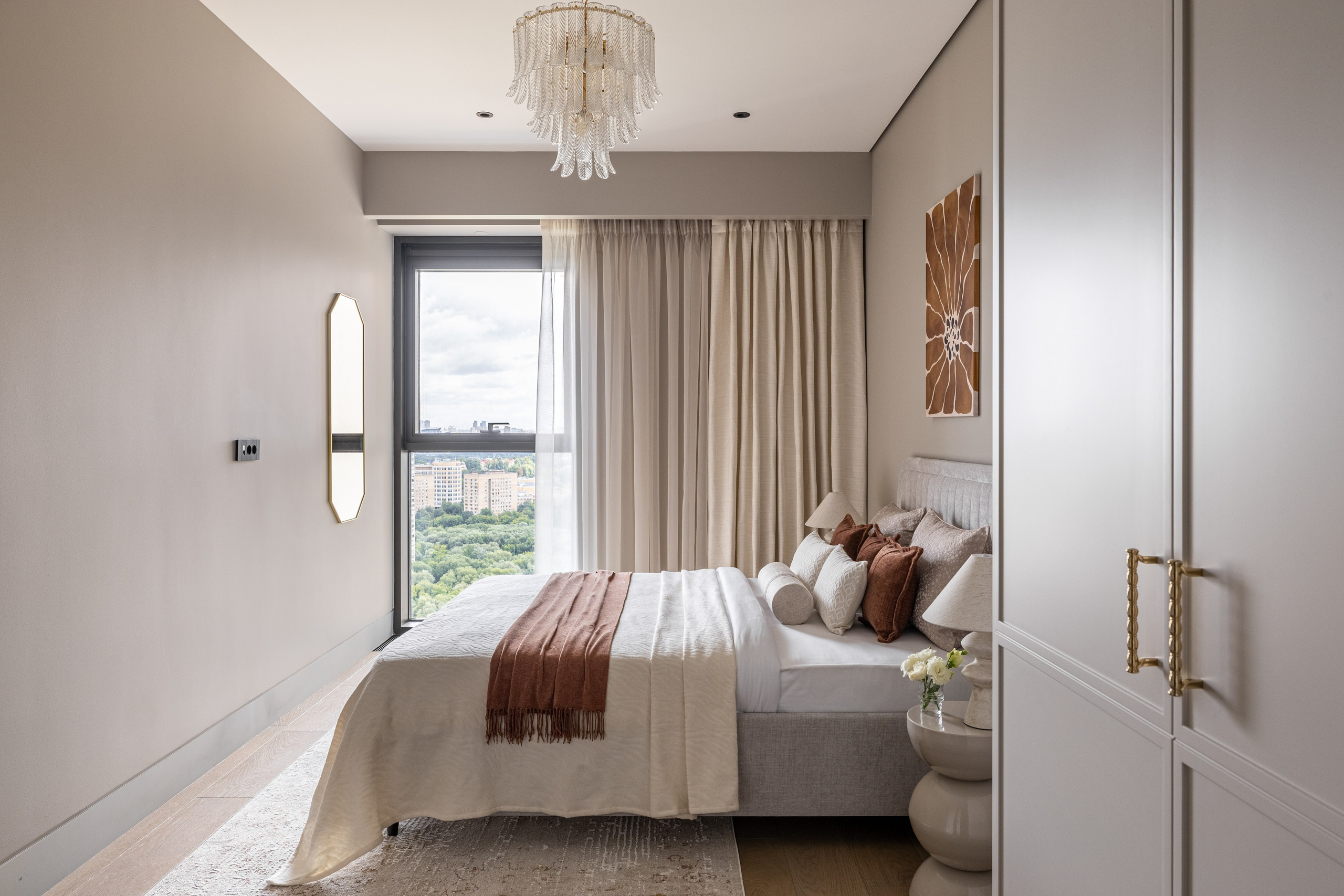 Лаконичный calm modern с арт-деталями в ЖК «Поклонная 9». Veselinskiy| Интерьерный фотограф | Москва