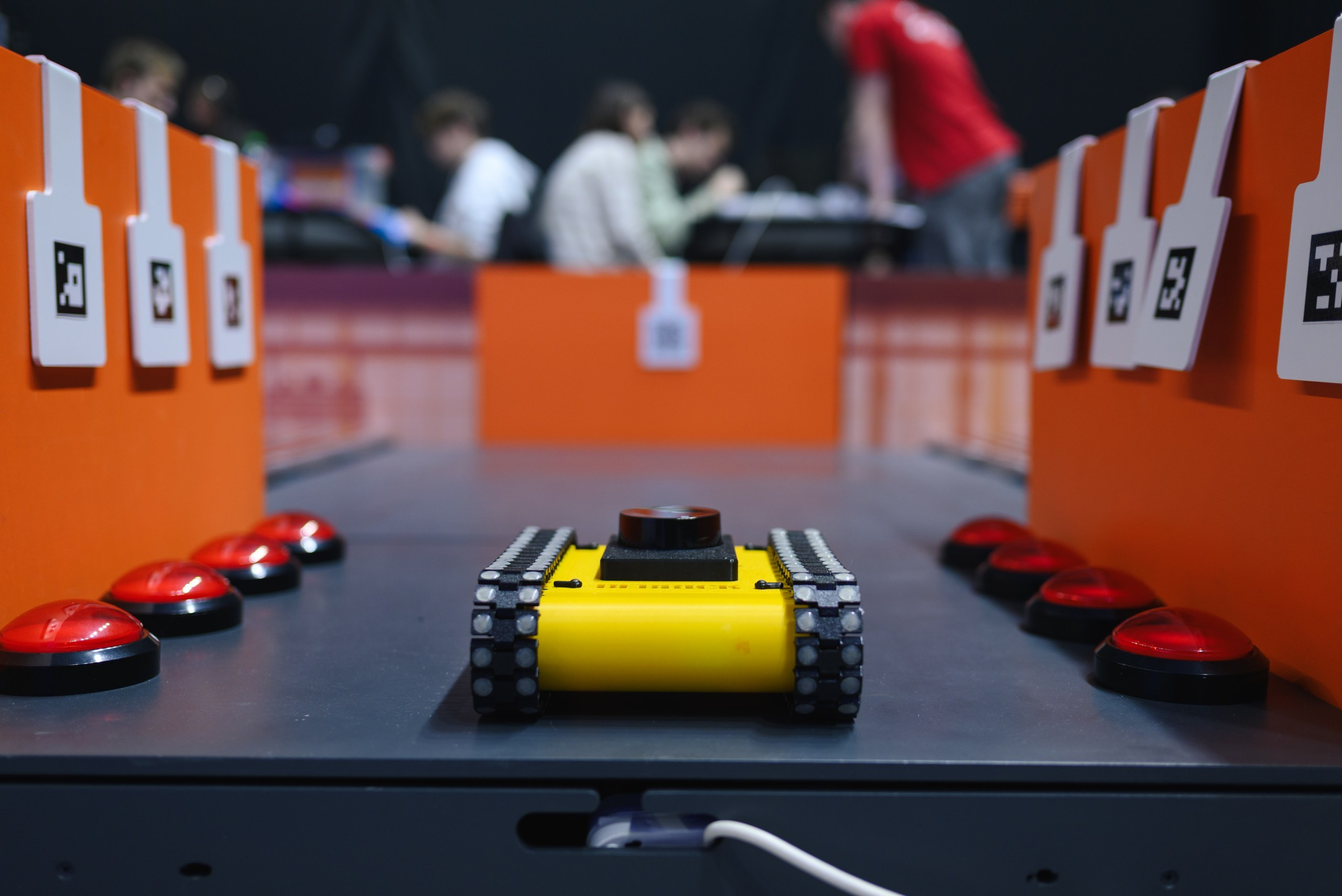 Всероссийский молодежный ИТ-форум Свой код Смоленск 2024. Свадебный фотограф в Смоленске — Дмитрий Гагарин