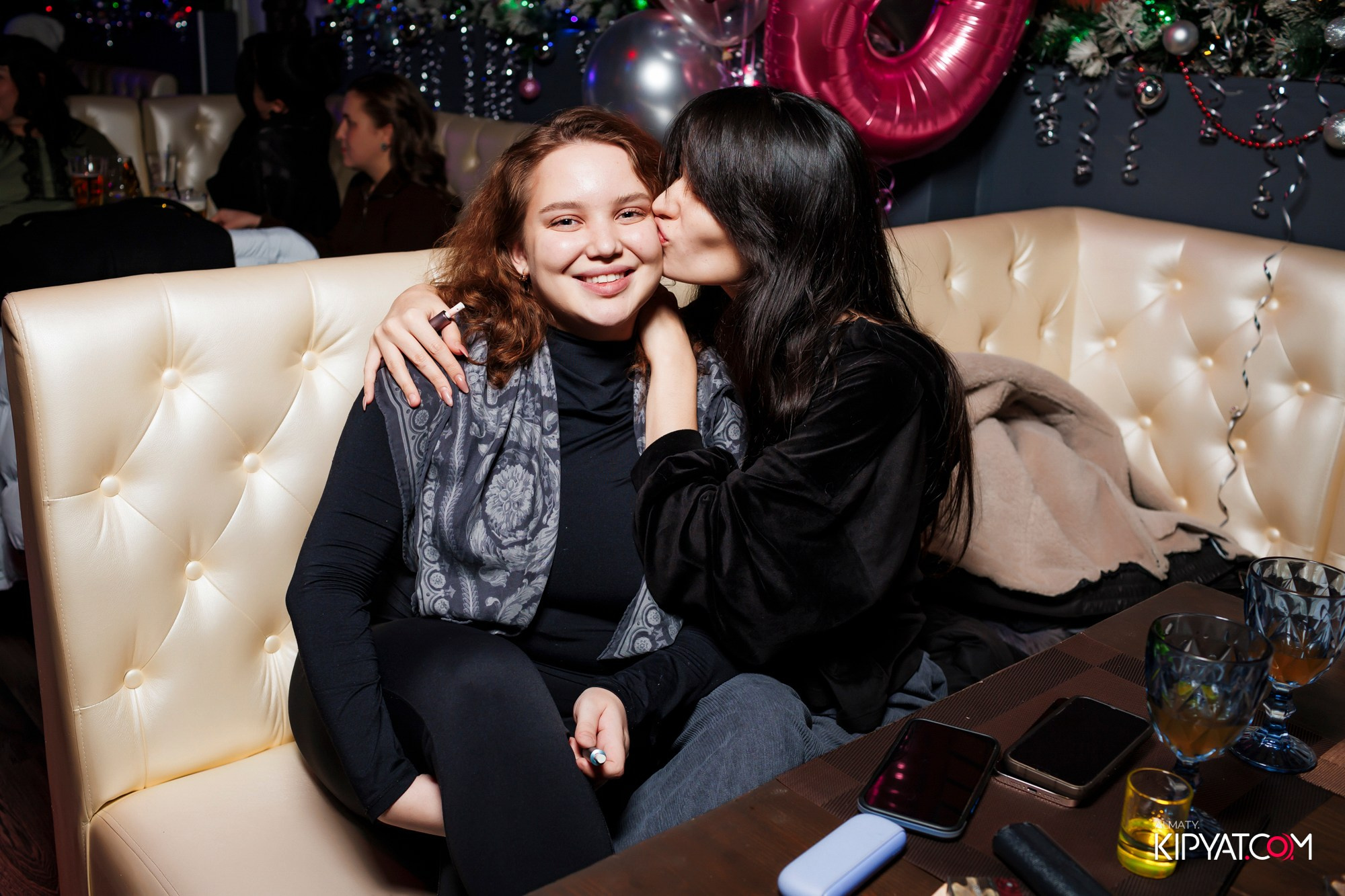 BIRTHDAY KARAOKE THE WALL STREET. КИПЯТКОМ АЛМАТЫ! Фотосъемка мероприятий в Алматы