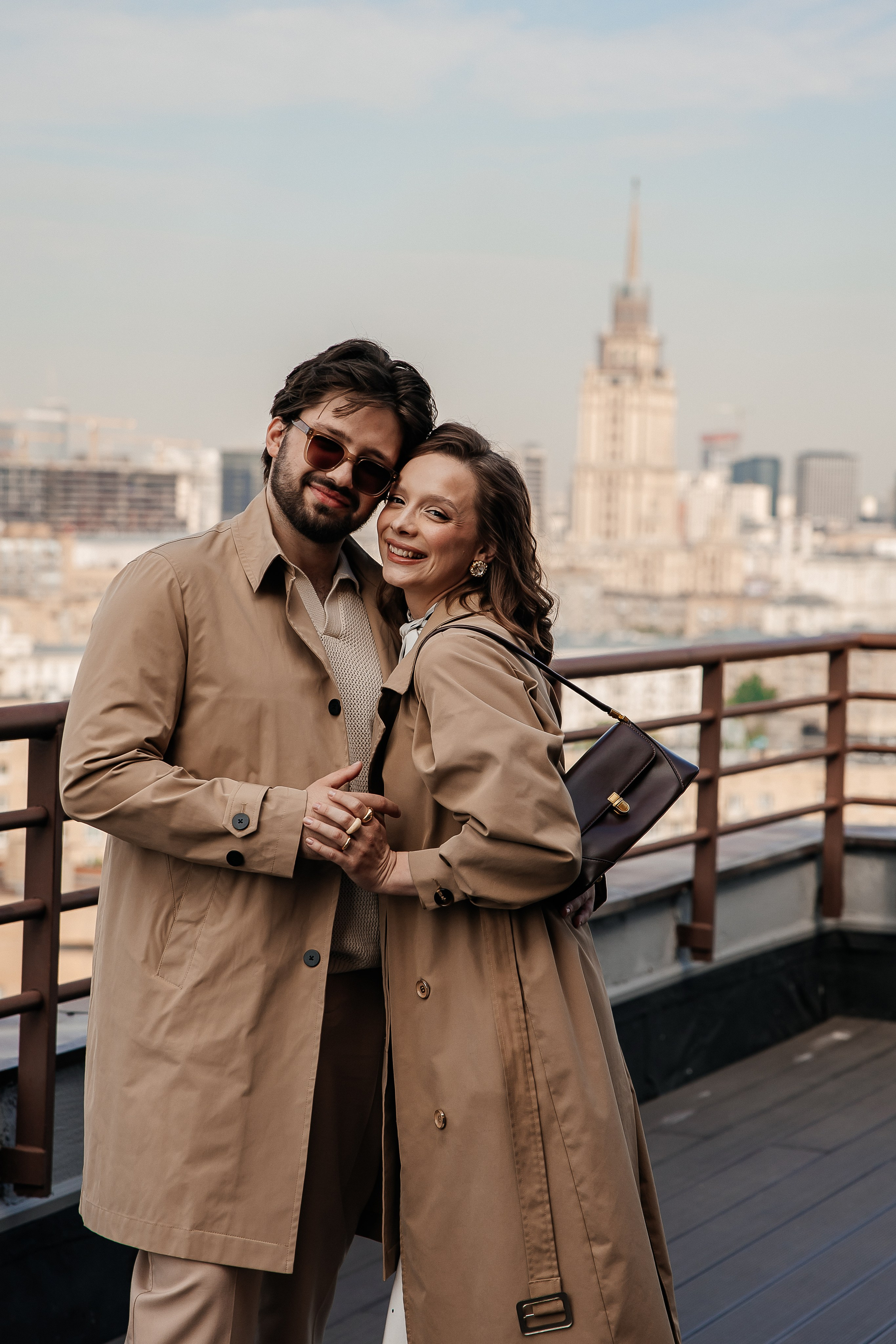 Романтическая прогулка на крыше. Свадебный и семейный фотограф в Москве Красинская Мария